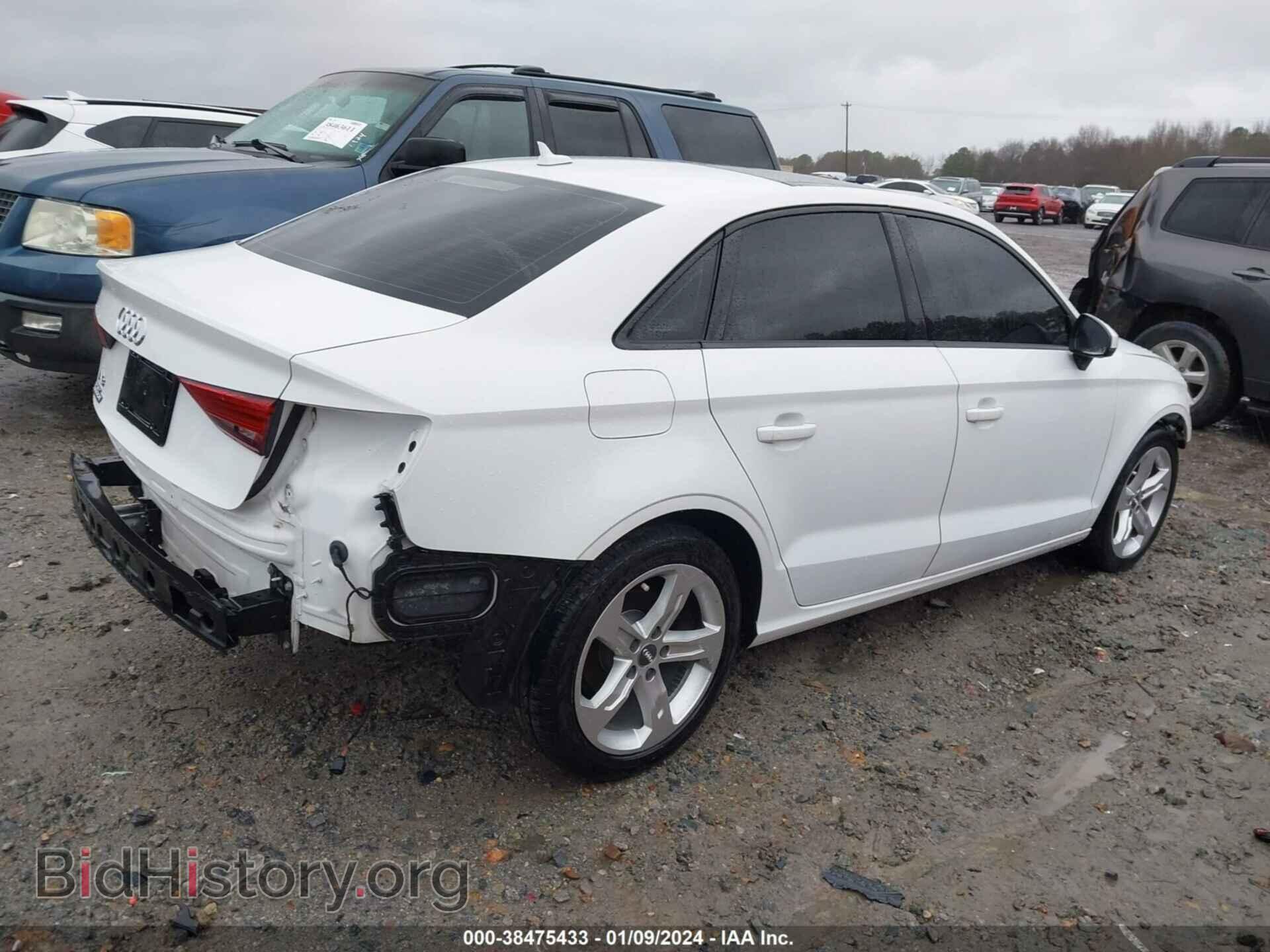2017 AUDI A3 - VIN: WAUAUGFF3H1074447 - Фото 4