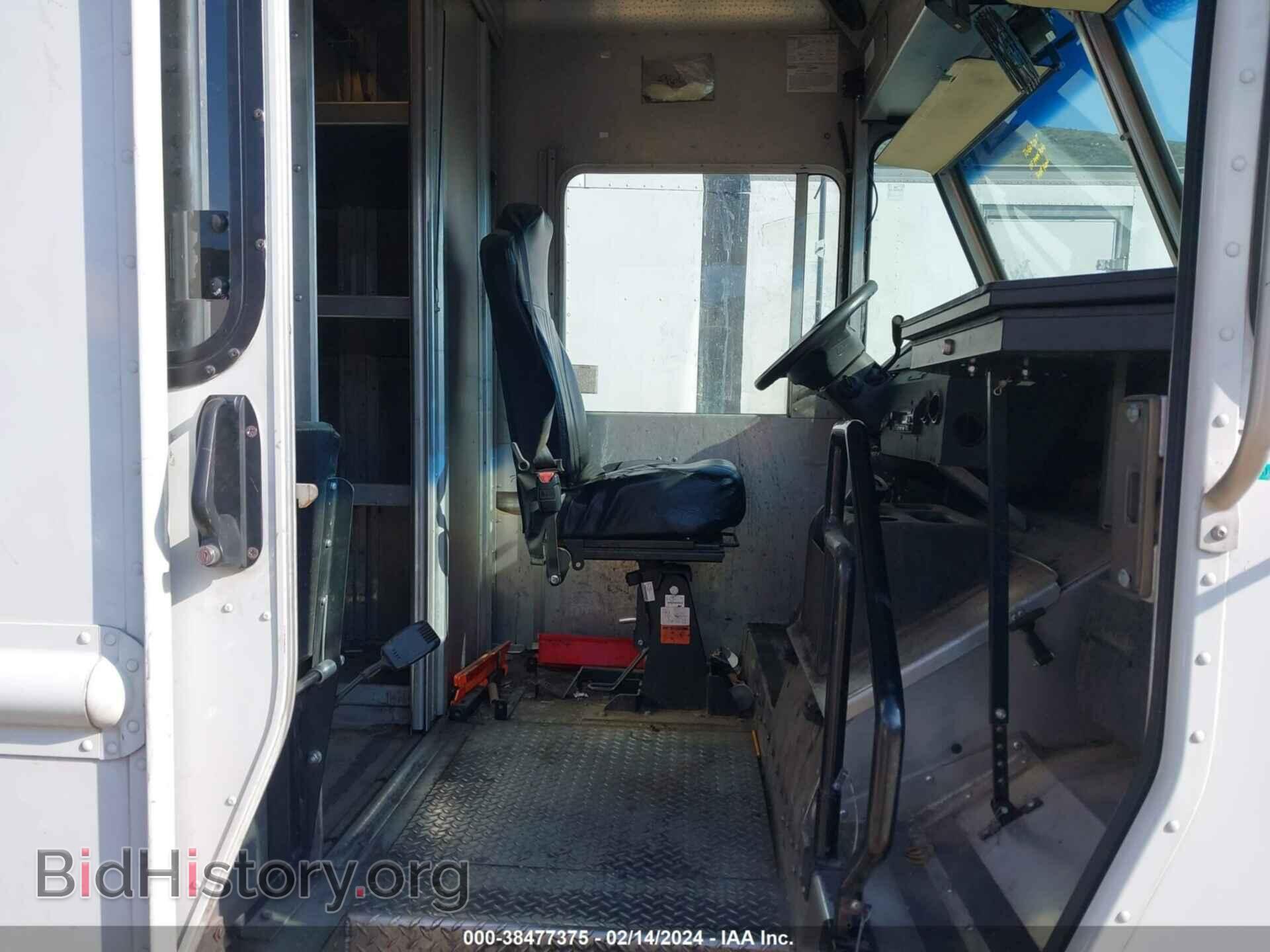 2014 FORD E-350 STRIPPED - VIN: 1FC3E3KL2EDA66895 - Photo 5