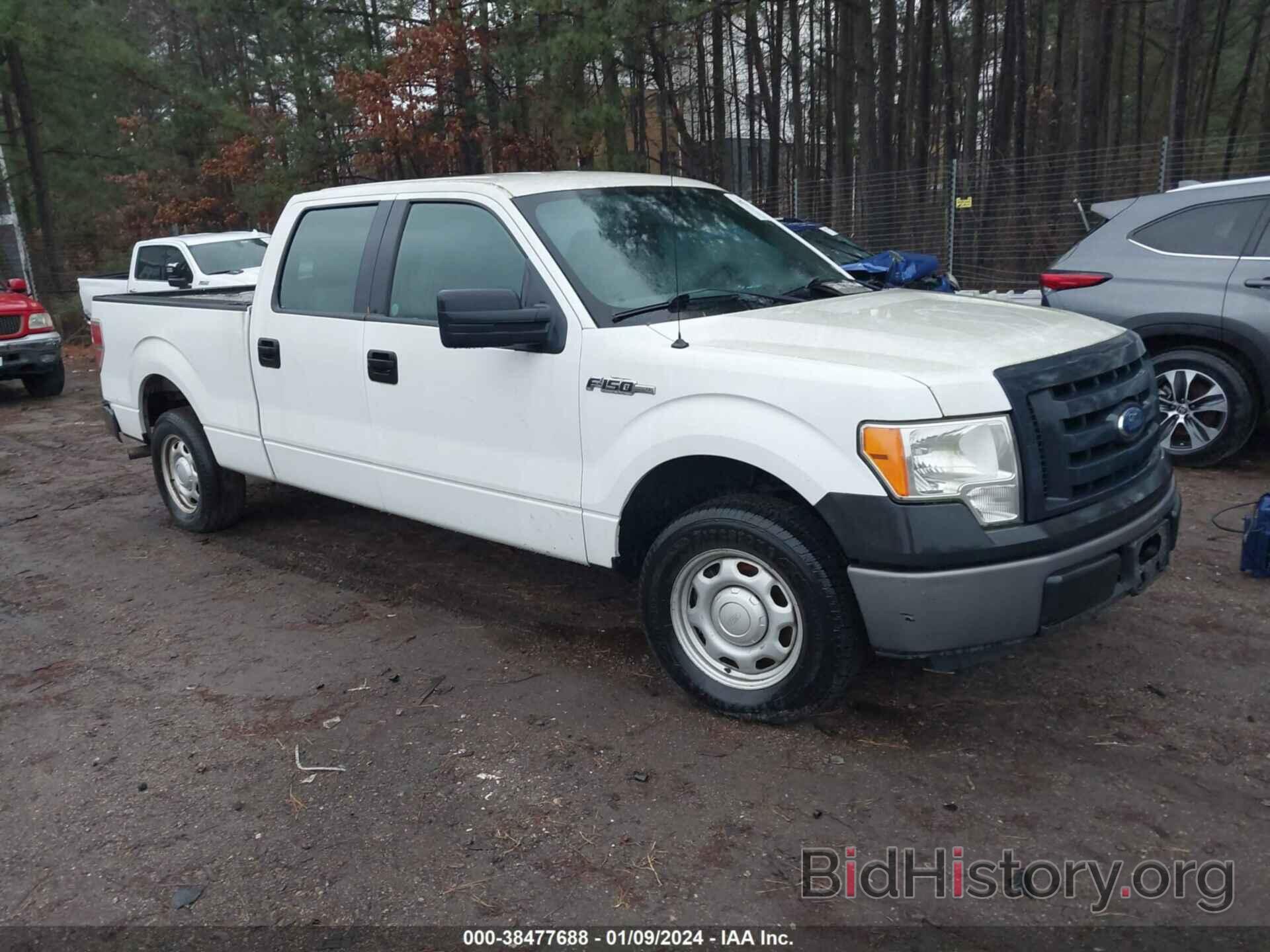 Photo 1FTFW1CF4BFB21581 - FORD F-150 2011