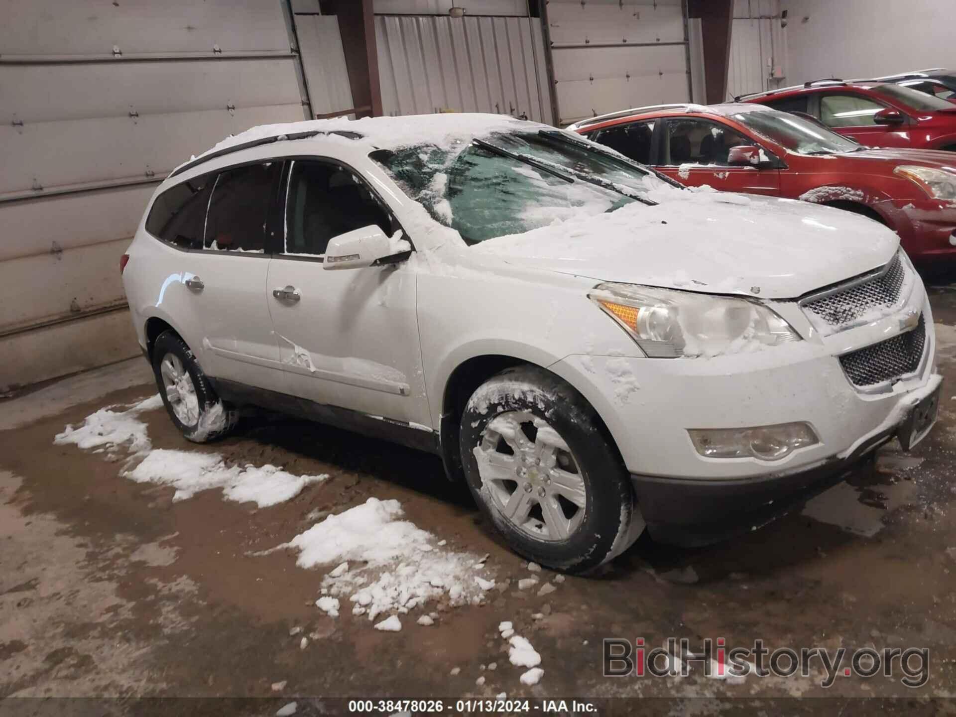 Photo 1GNLVFED1AS146546 - CHEVROLET TRAVERSE 2010