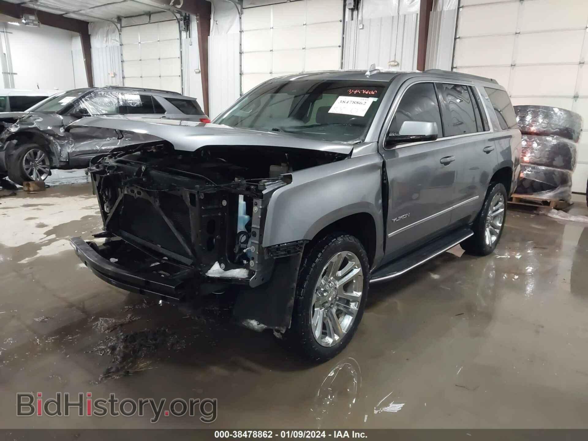 2019 GMC YUKON - VIN: 1GKS2BKC8KR194673 - Фото 2