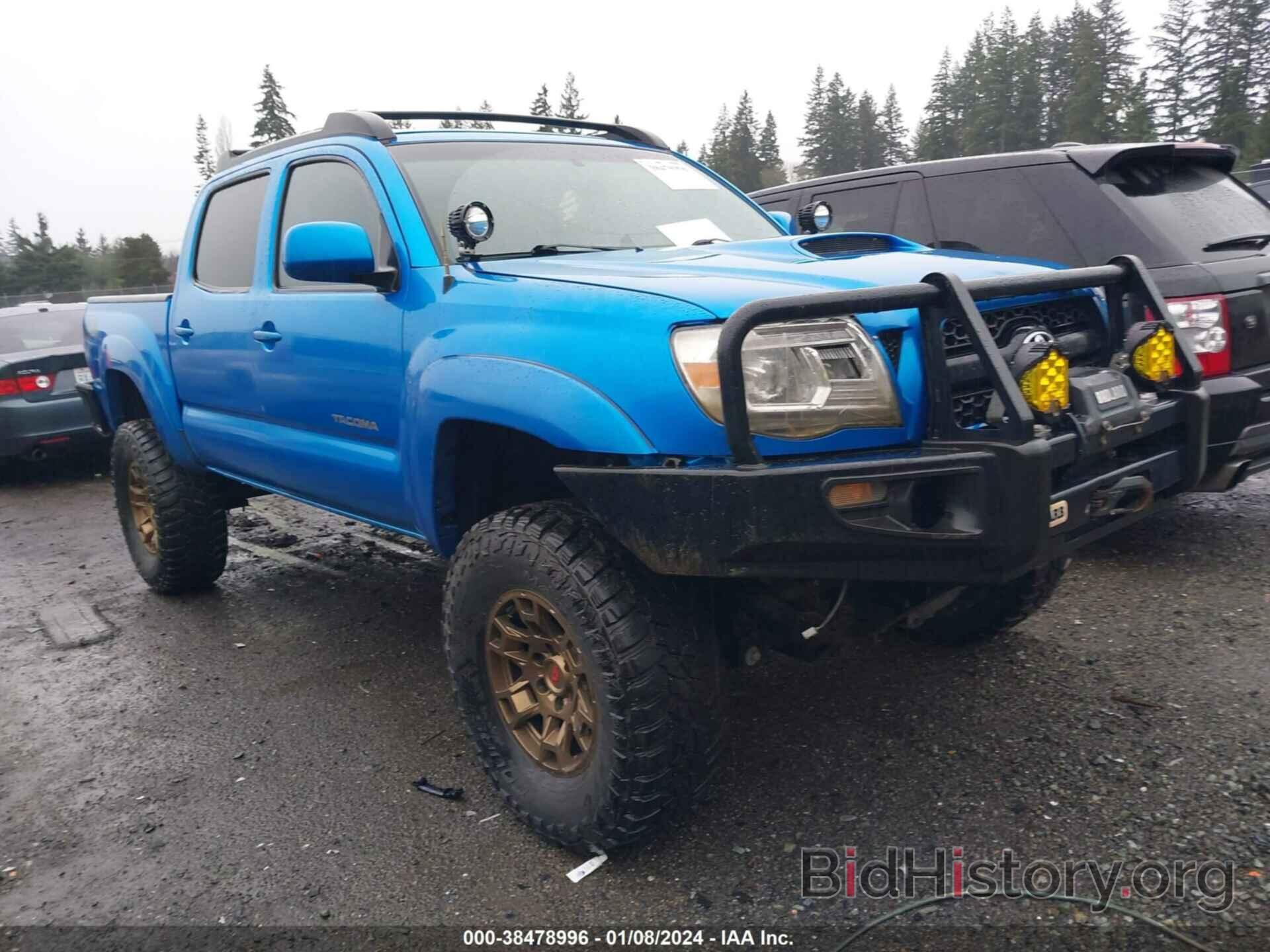 Photo 5TFLU4EN7BX008717 - TOYOTA TACOMA 2011