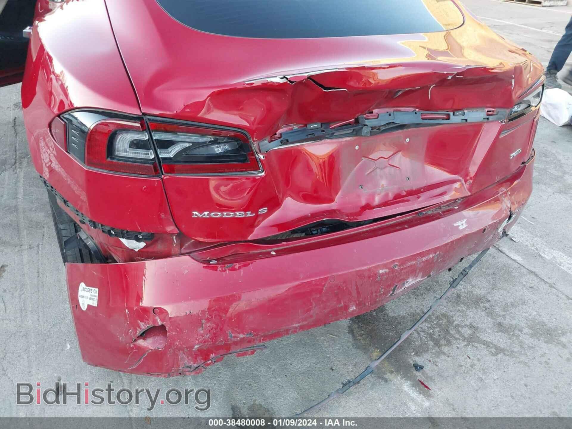 2015 TESLA MODEL S - VIN: 5YJSA1E25FF116469 - Фото 6