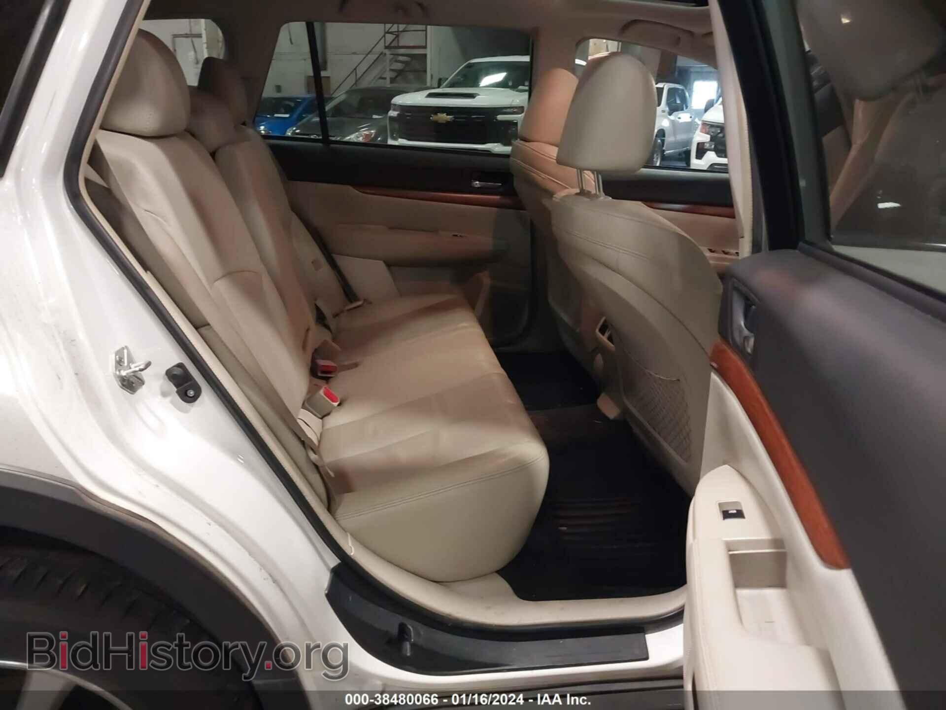 2014 SUBARU OUTBACK - VIN: 4S4BRBLC7E3295597 - Фото 8