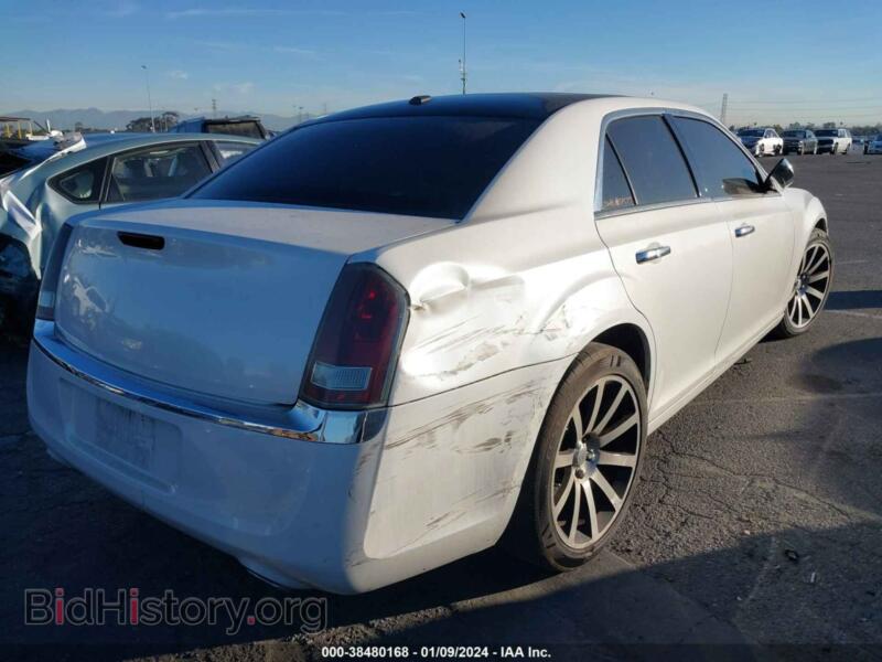 2012 Chrysler 300 (VIN 2C3CCACG8CH273016) — фото 4 из 16