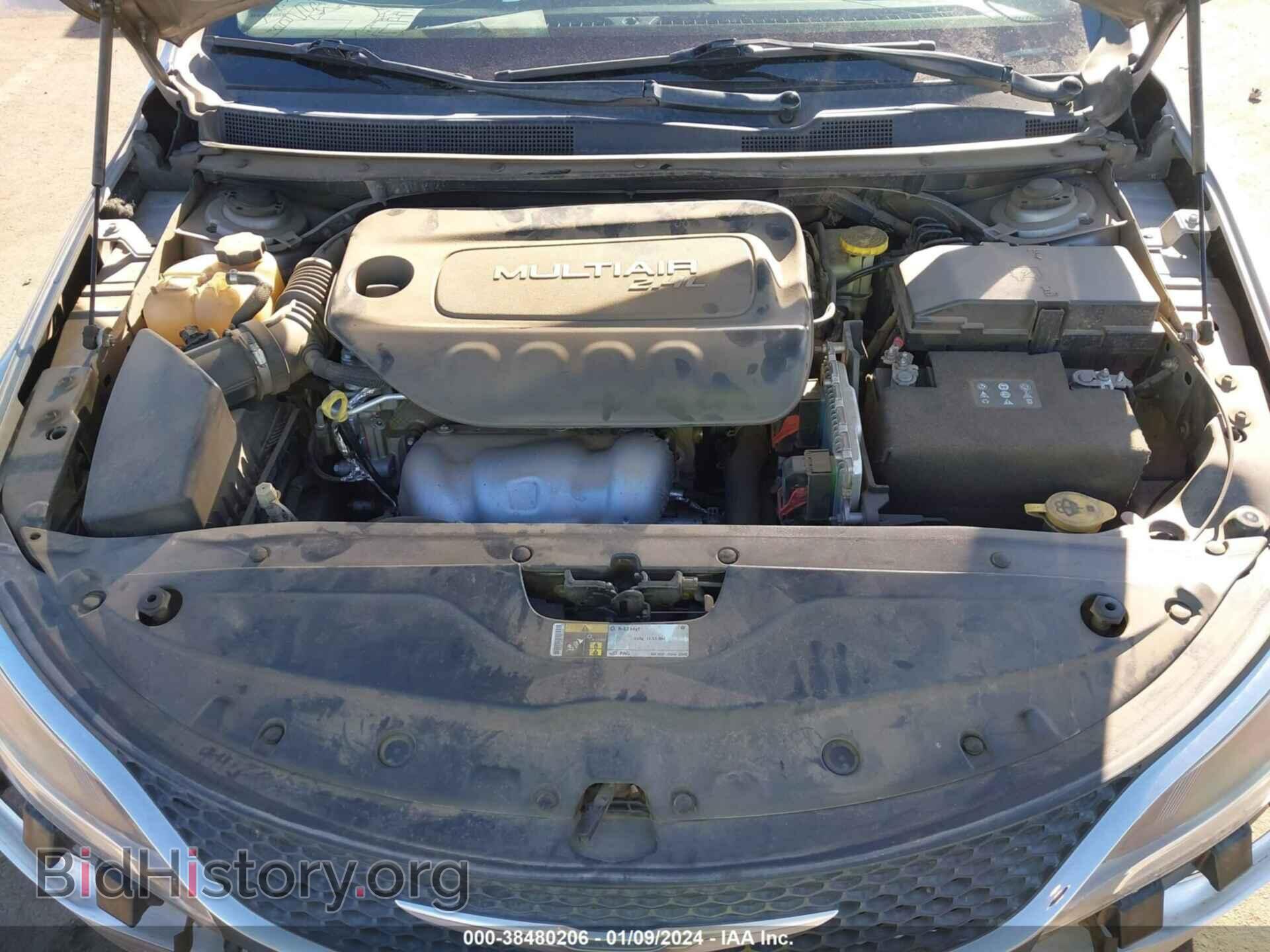 2015 CHRYSLER 200 - VIN: 1C3CCCAB3FN587560 - Фото 10