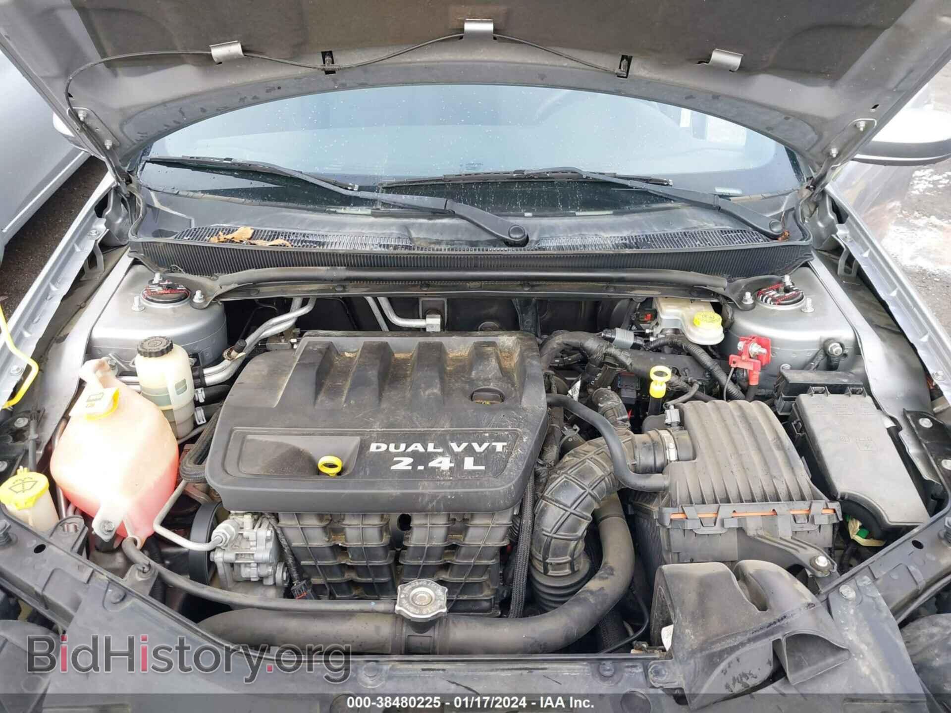 2013 CHRYSLER 200 - VIN: 1C3CCBAB8DN647940 - Photo 10
