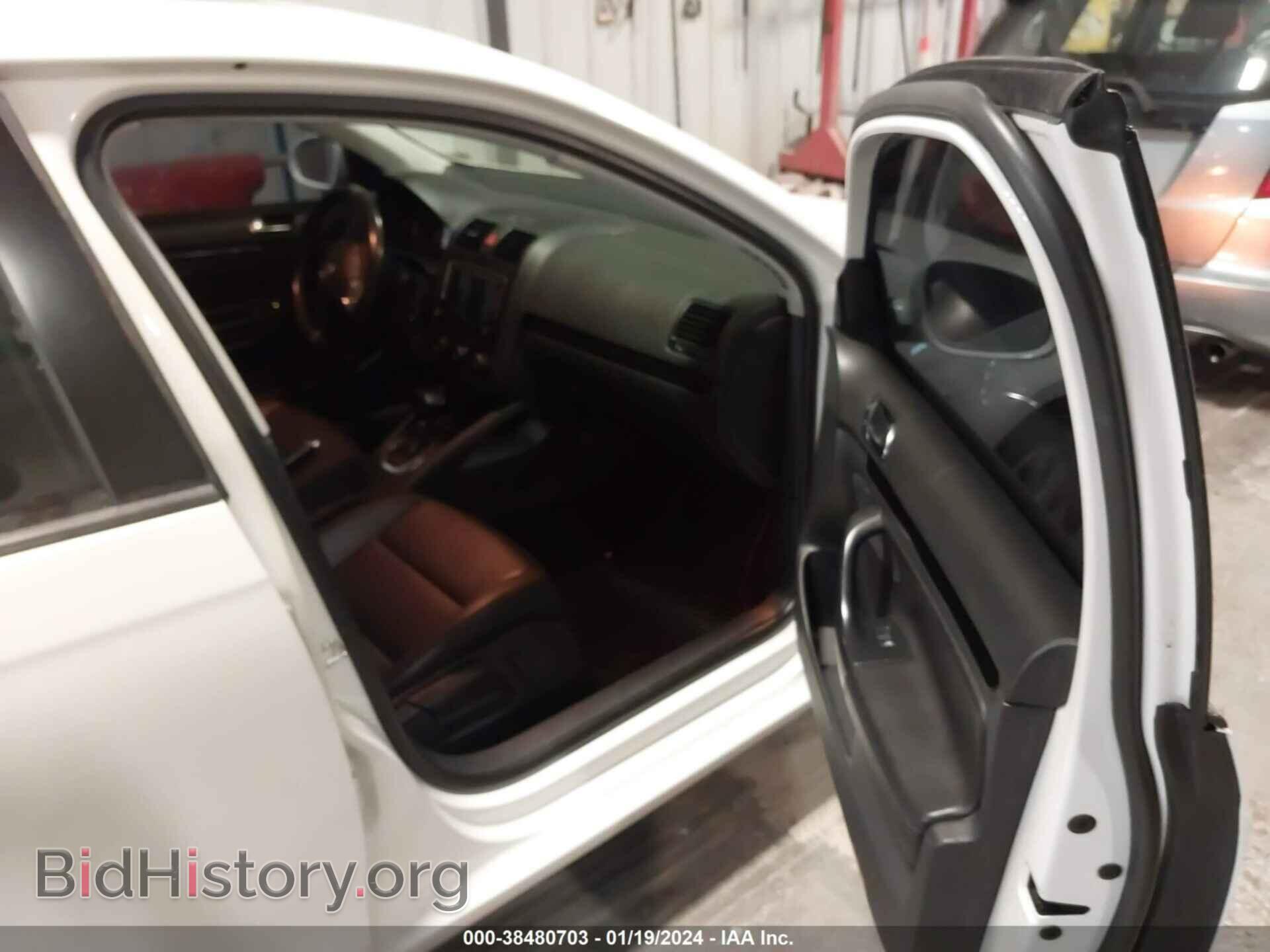2010 VOLKSWAGEN JETTA - VIN: 3VWRA7AJ5AM046830 - Фото 5