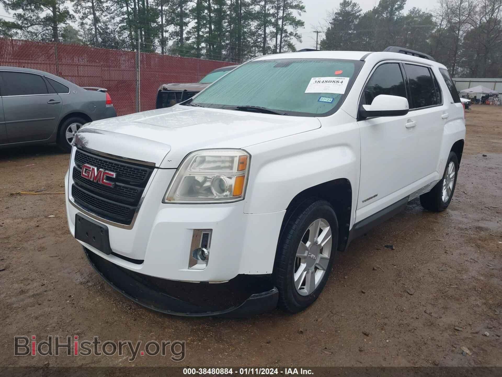 2010 GMC TERRAIN - VIN: 2CTALDEW8A6397664 - Photo 2