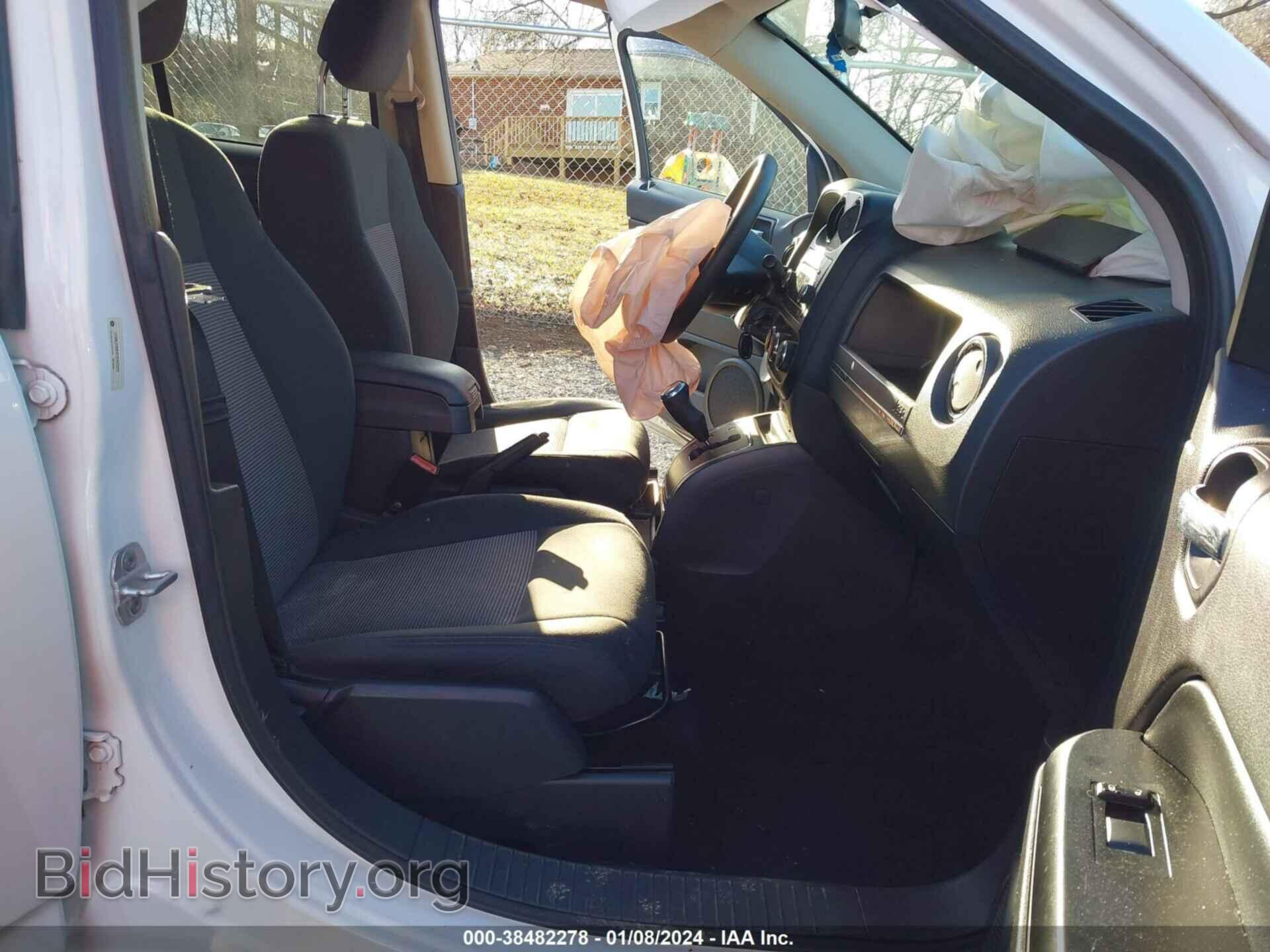 2012 JEEP COMPASS - VIN: 1C4NJDBB4CD553322 - Photo 5
