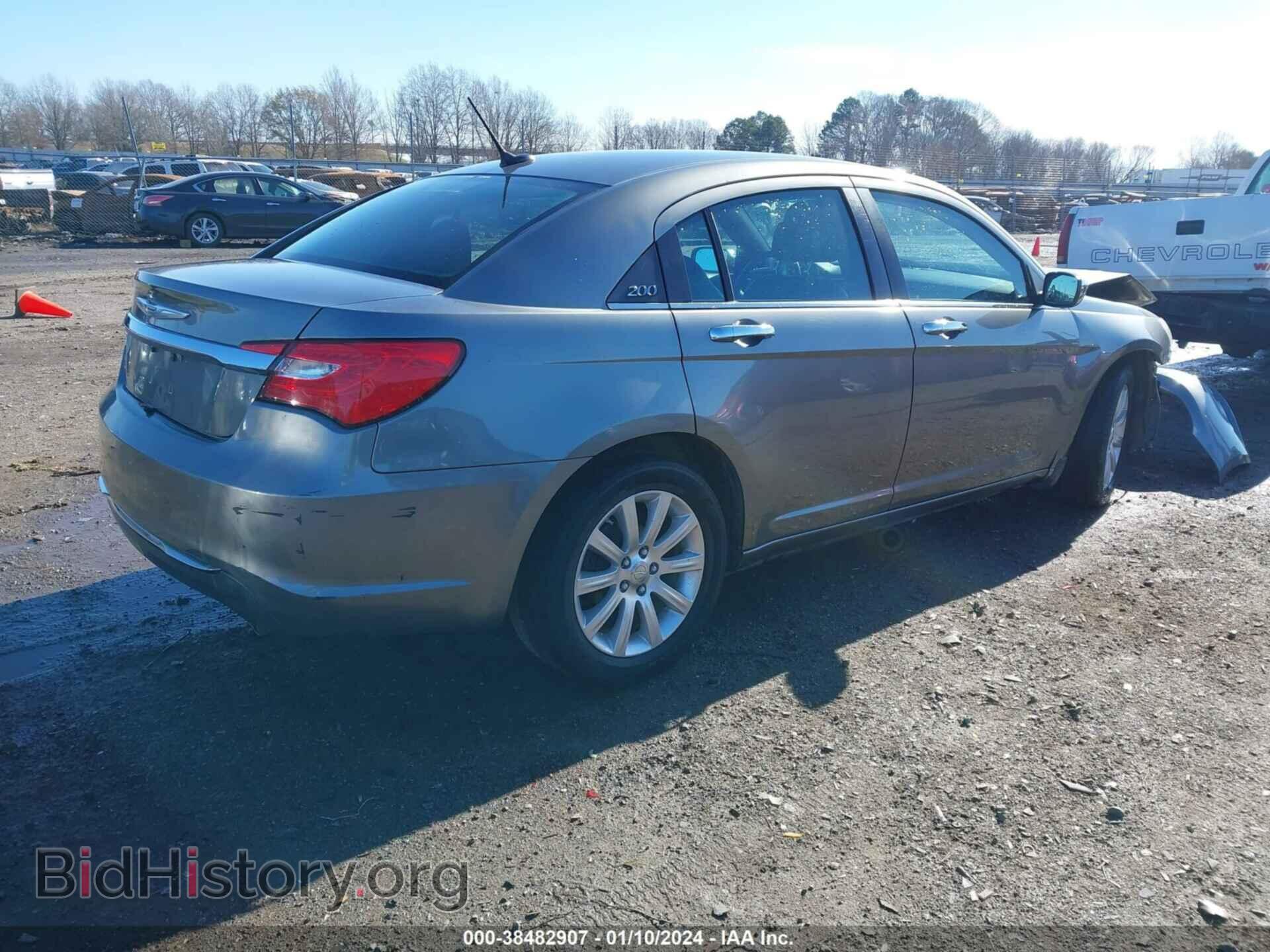 2013 CHRYSLER 200 - VIN: 1C3CCBCG9DN559729 - Фото 4