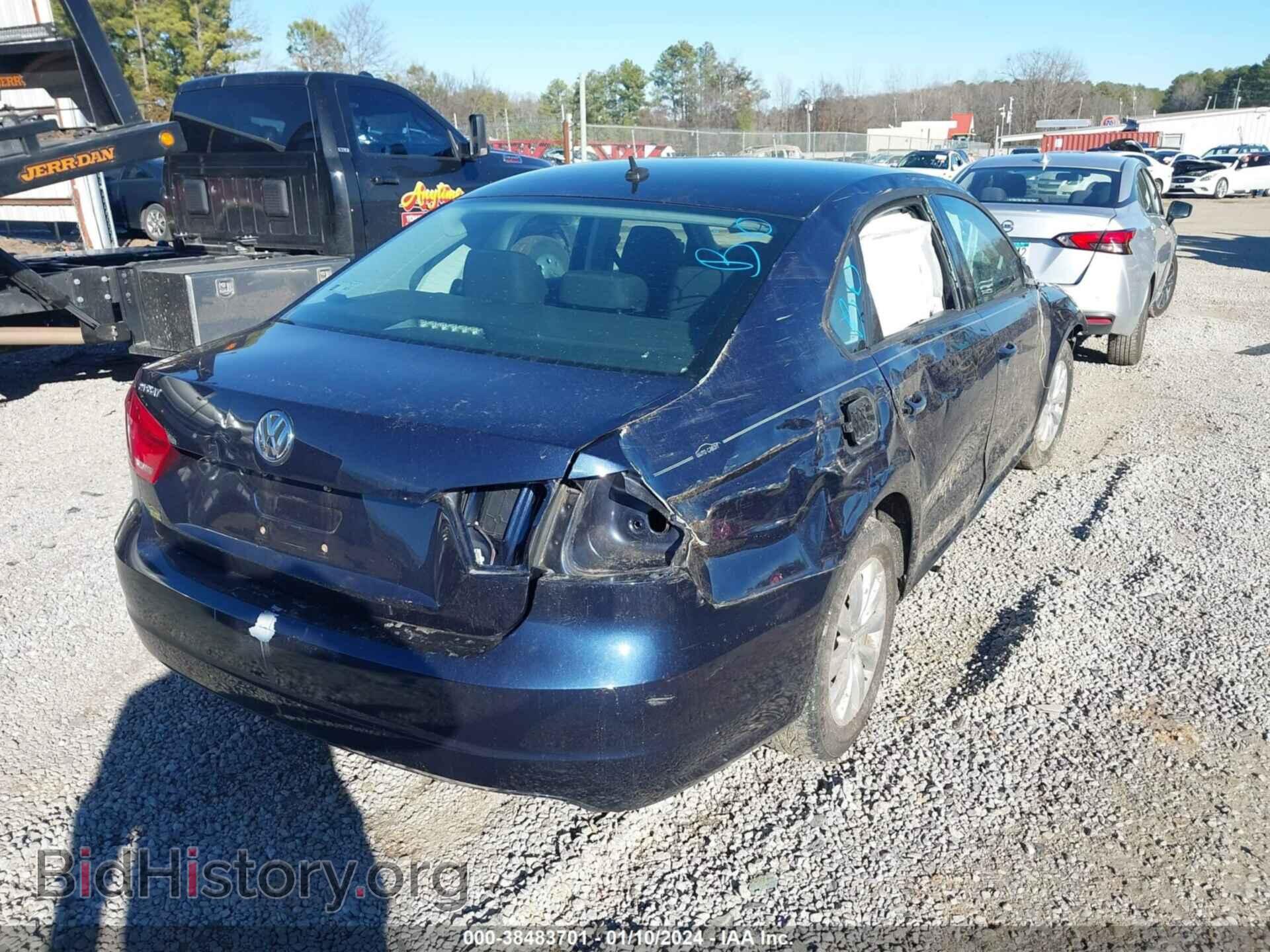 2012 VOLKSWAGEN PASSAT - VIN: 1VWAP7A33CC028067 - Фото 4