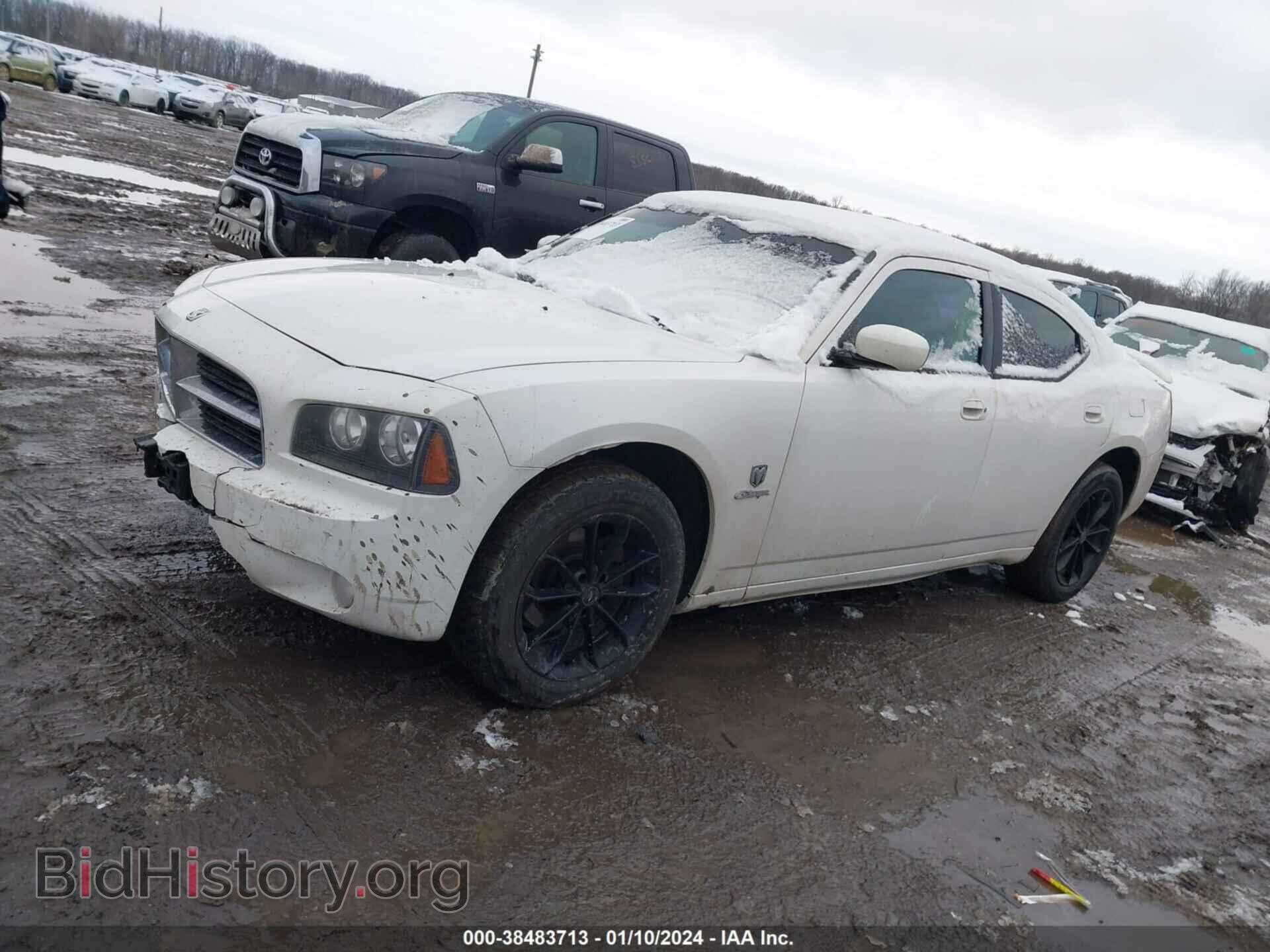 2010 DODGE CHARGER - VIN: 2B3CA4CD7AH172444 - Фото 2