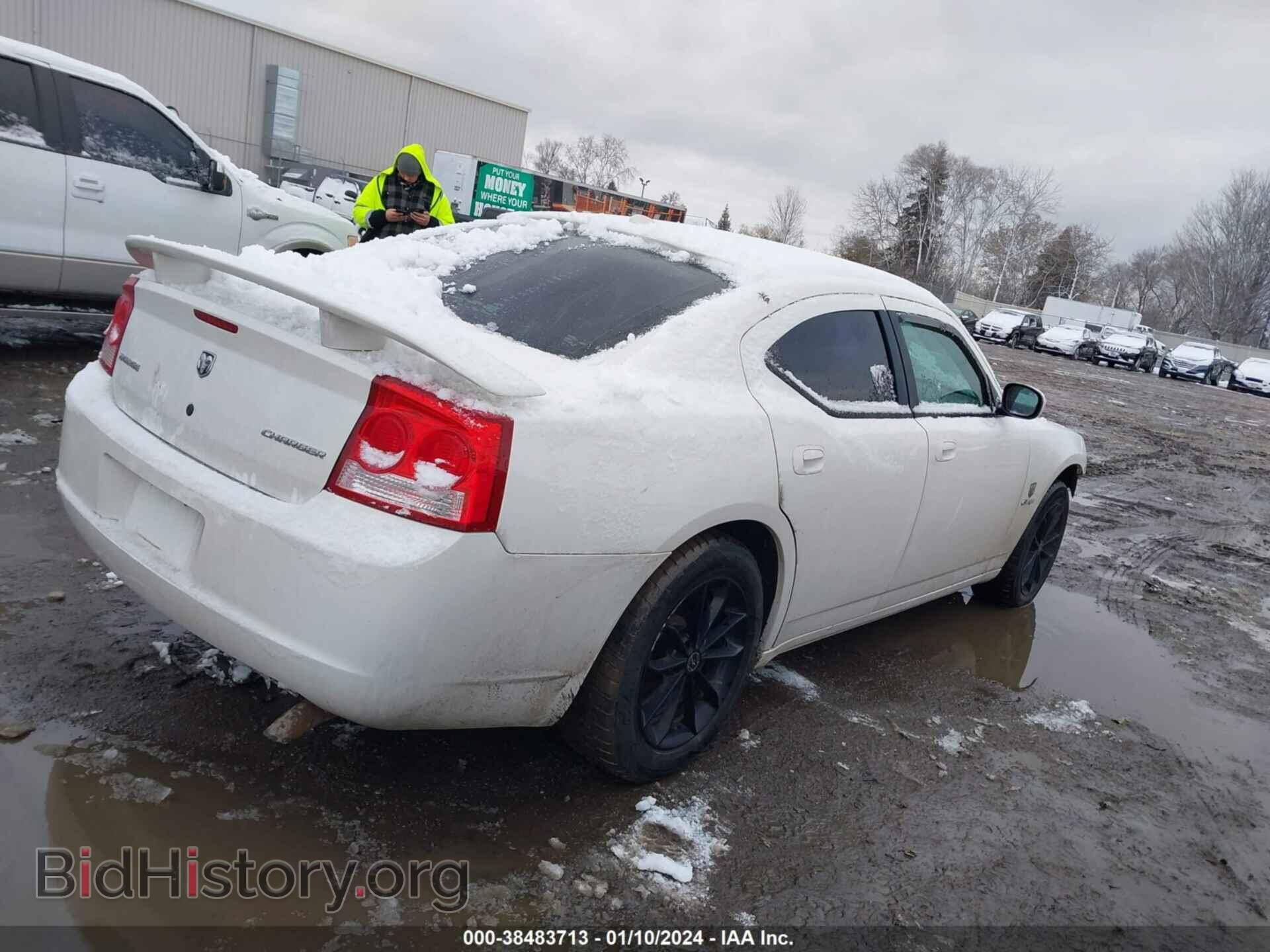 2010 DODGE CHARGER - VIN: 2B3CA4CD7AH172444 - Фото 4