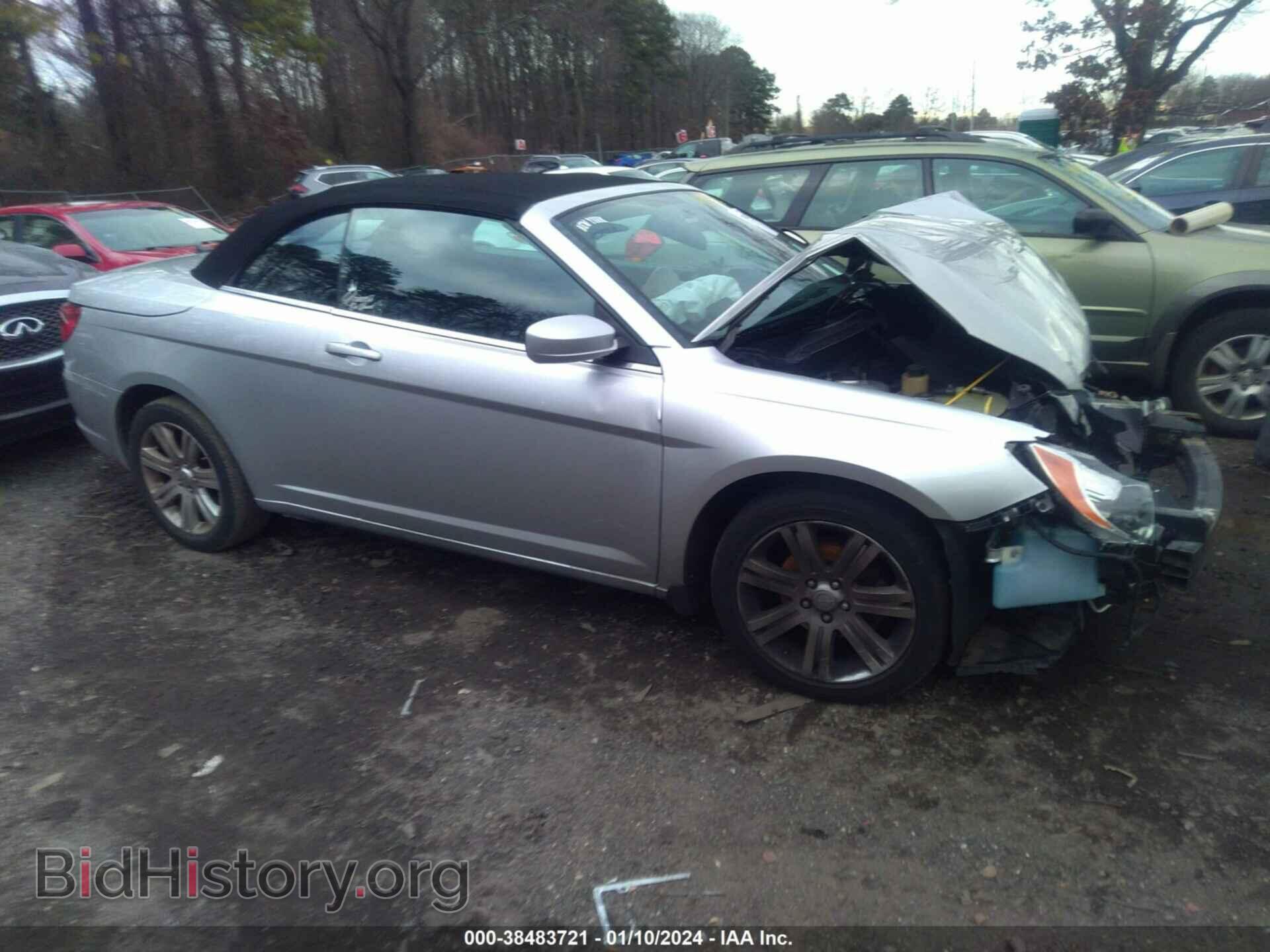 2011 CHRYSLER 200 - VIN: 1C3BC2EG2BN576832 - Фото 12
