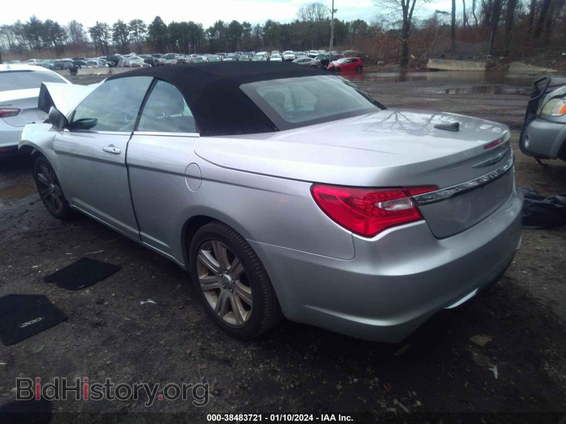 2011 CHRYSLER 200 - VIN: 1C3BC2EG2BN576832 - Фото 3