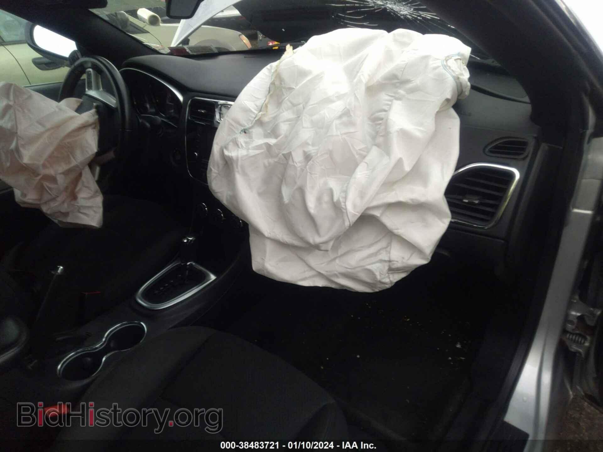 2011 CHRYSLER 200 - VIN: 1C3BC2EG2BN576832 - Фото 5