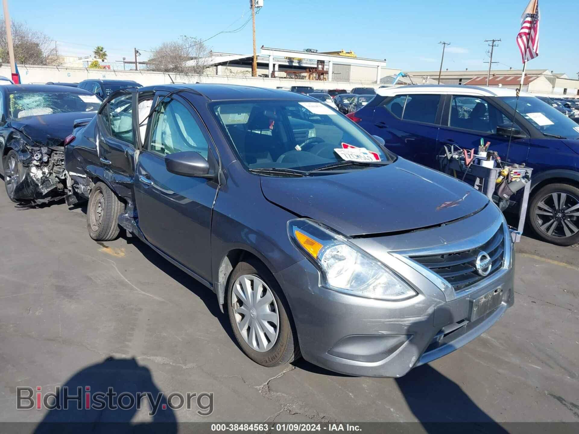 Photo 3N1CN7AP6HL865785 - NISSAN VERSA 2017