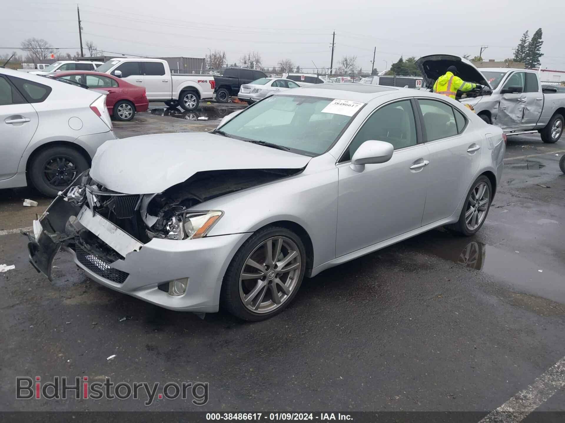 2008 LEXUS IS 250 - VIN: JTHBK262782076224 - Фото 2