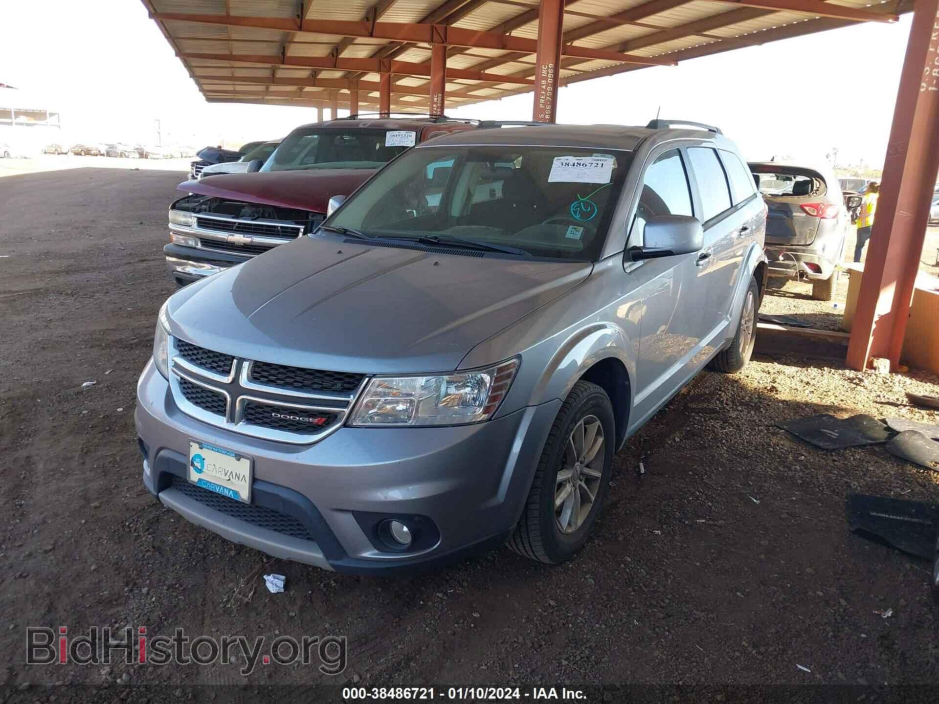 2017 DODGE JOURNEY - VIN: 3C4PDCBGXHT572562 - Фото 2