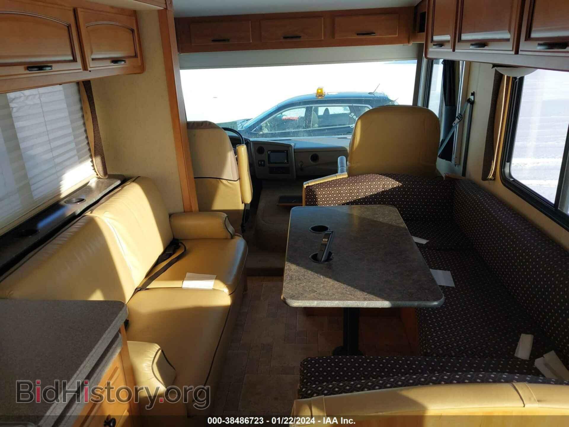 2011 FORD F53 - VIN: 1F66F5DY6B0A03366 - Photo 5