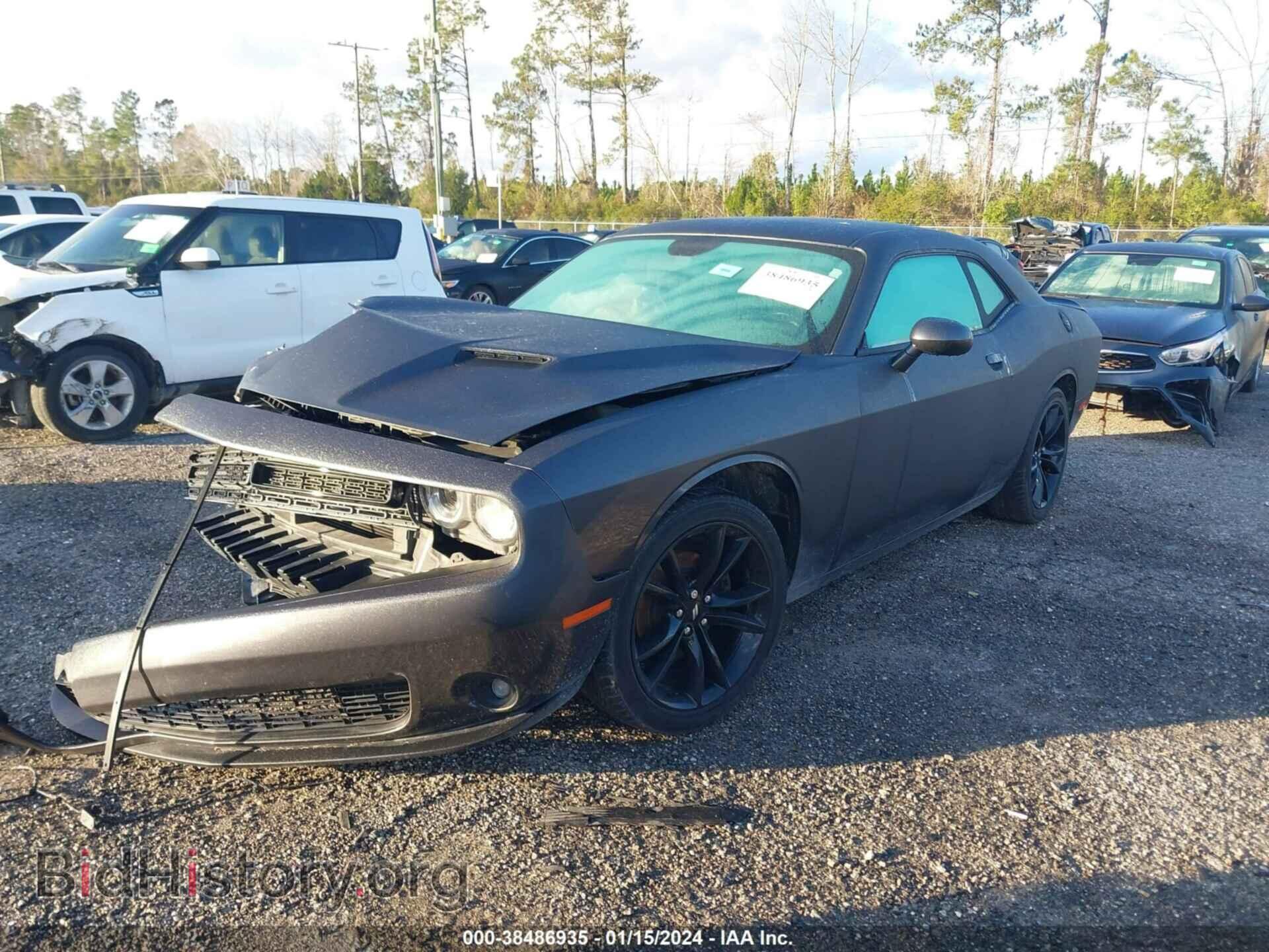 2018 DODGE CHALLENGER - VIN: 2C3CDZAG9JH305886 - Photo 2