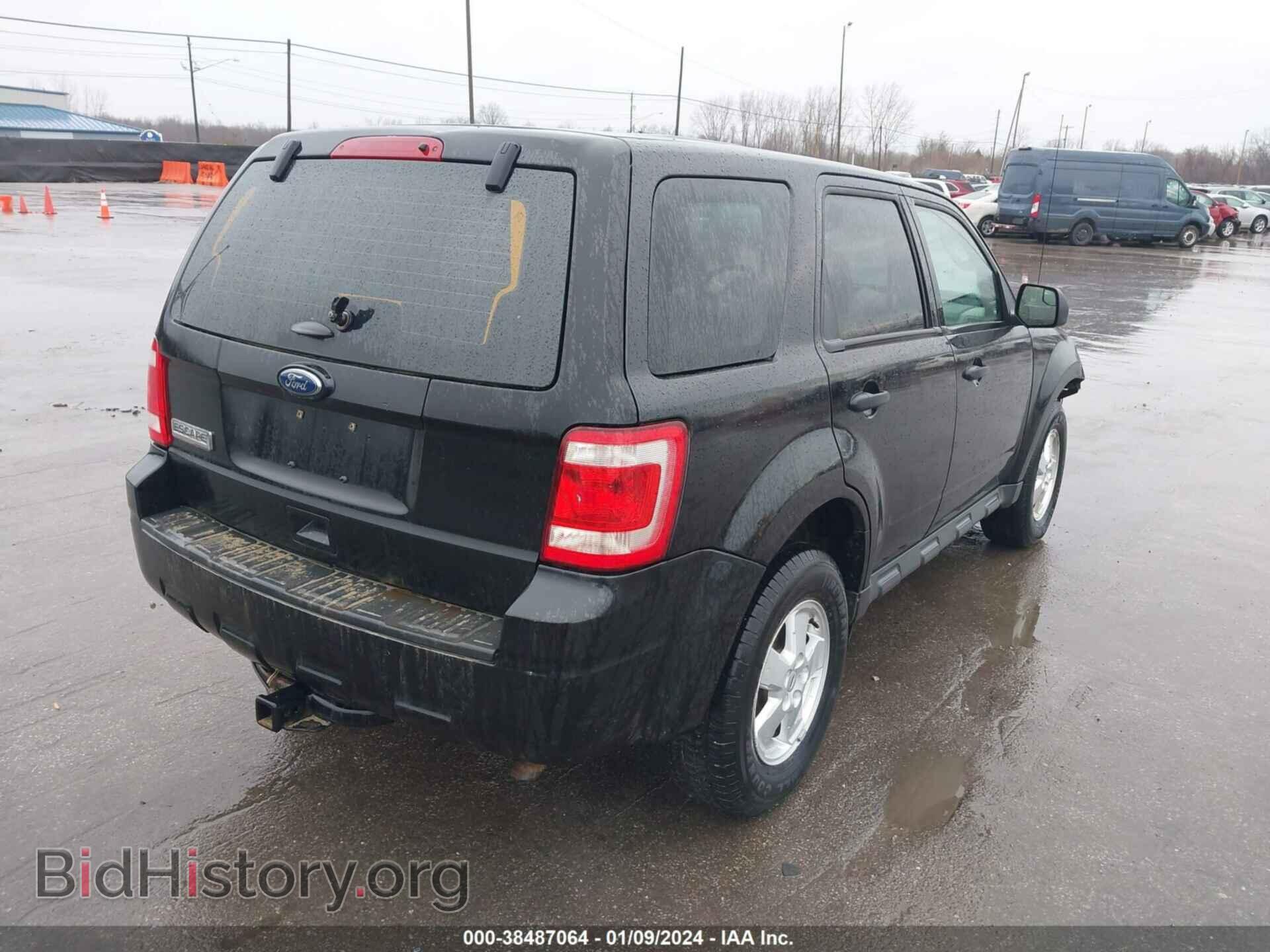 2011 FORD ESCAPE - VIN: 1FMCU9C70BKC49559 - Фото 4