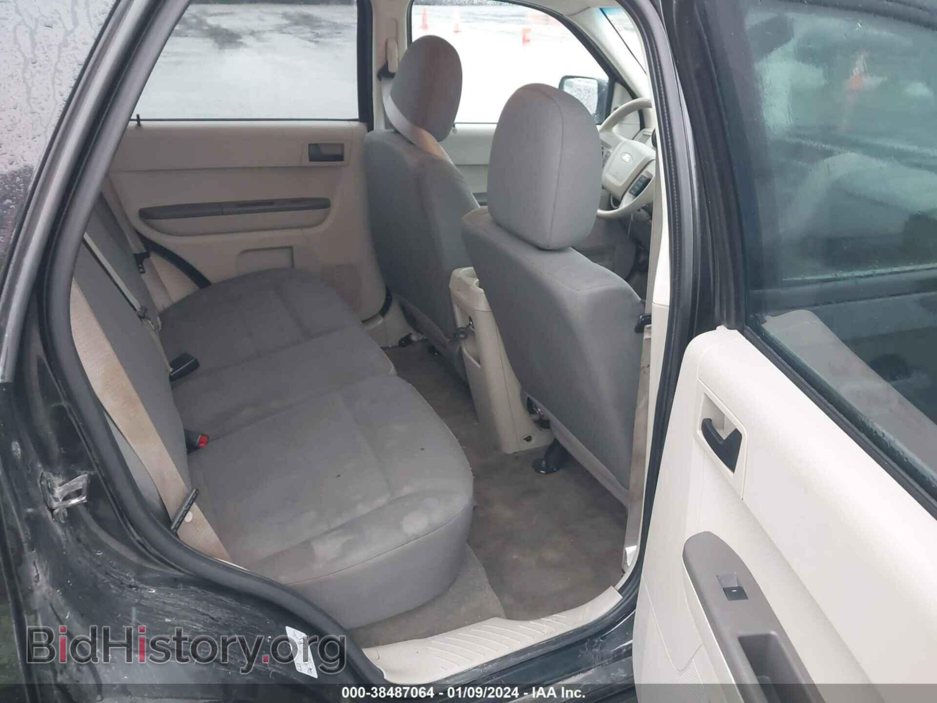 2011 FORD ESCAPE - VIN: 1FMCU9C70BKC49559 - Фото 8