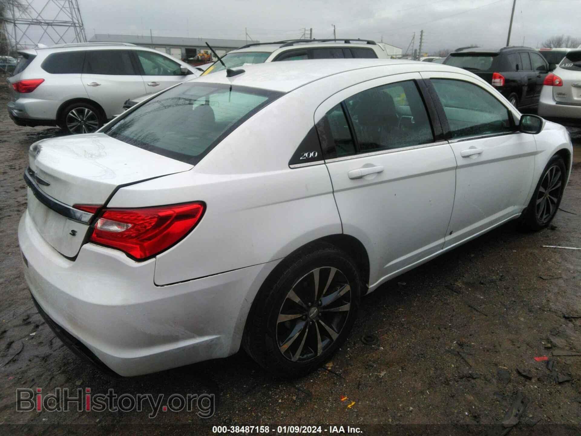 2013 CHRYSLER 200 - VIN: 1C3CCBBG3DN716589 - Фото 4