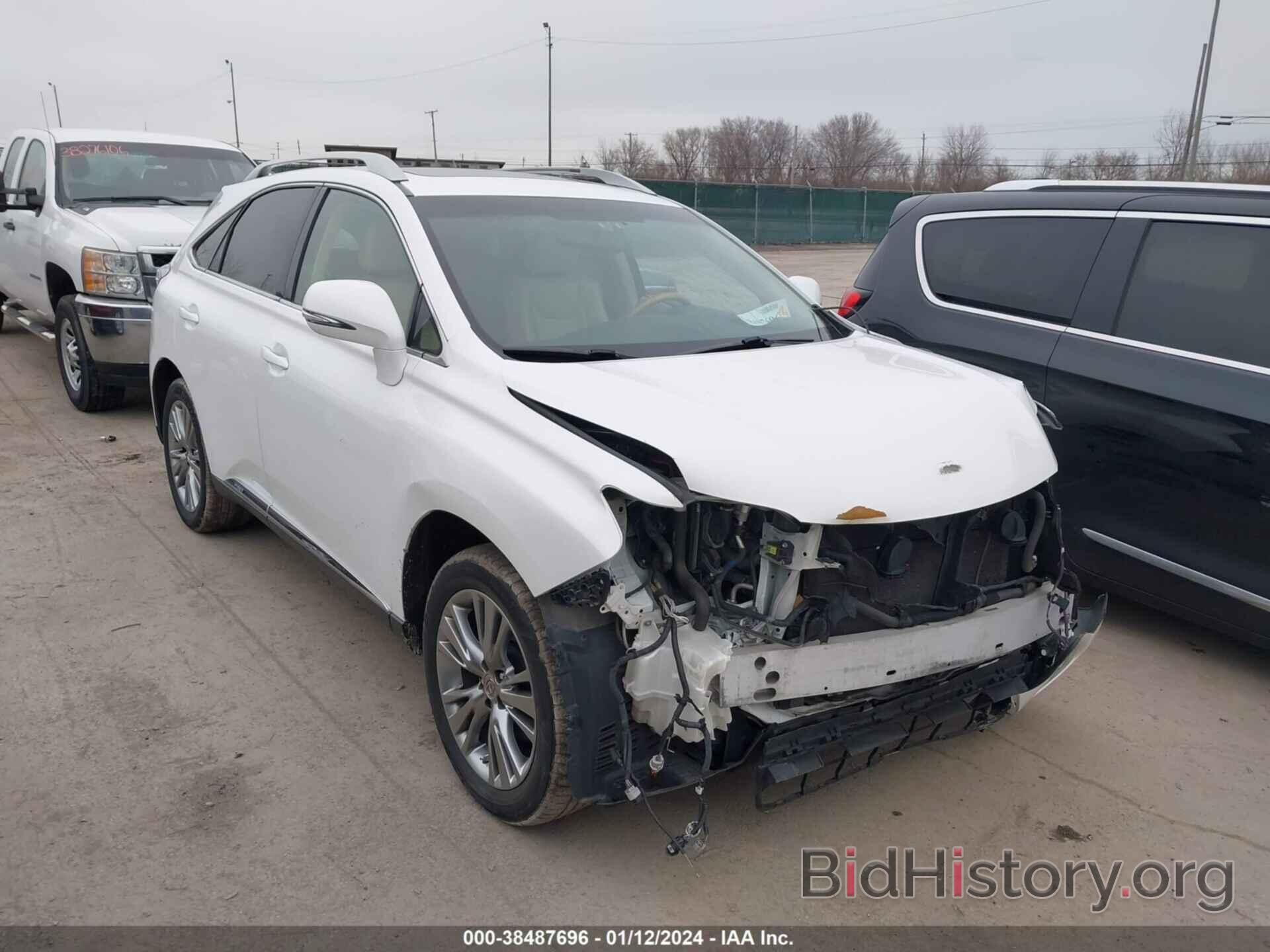 Photo JTJBC1BA1E2067548 - LEXUS RX 450H 2014