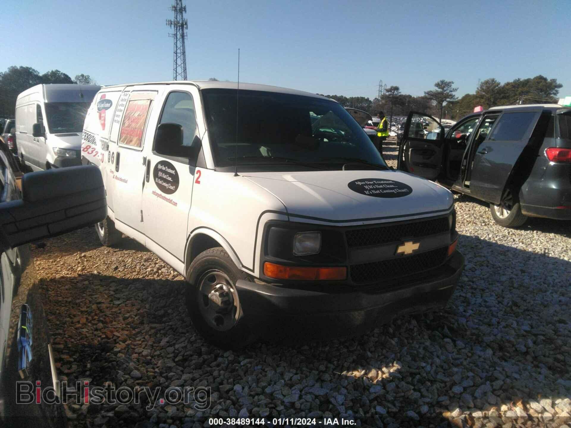 Фотография 1GCWGFCA3B1124757 - CHEVROLET EXPRESS 2500 2011