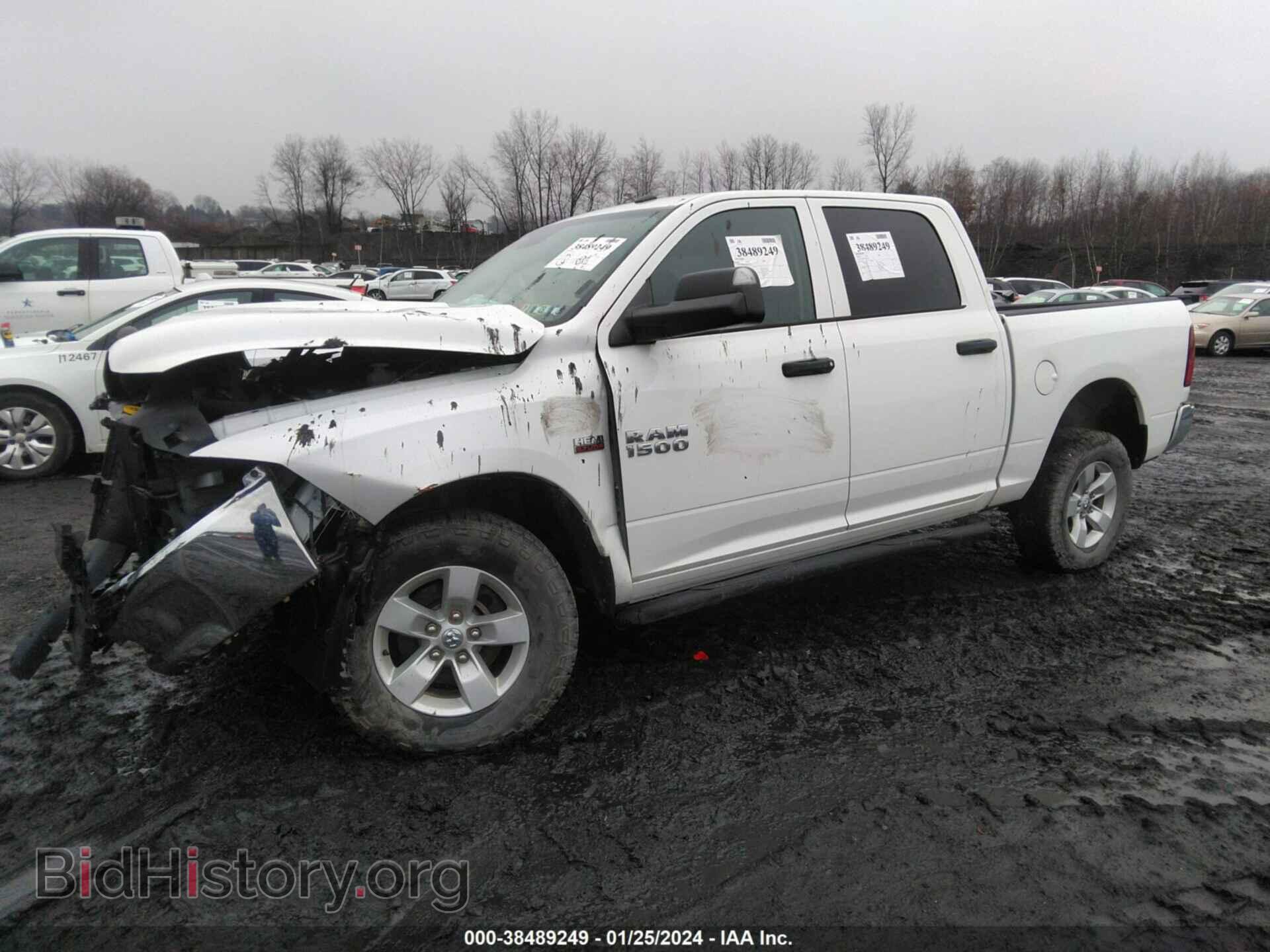 2018 RAM 1500 - VIN: 3C6RR7KT9JG138587 - Фото 2
