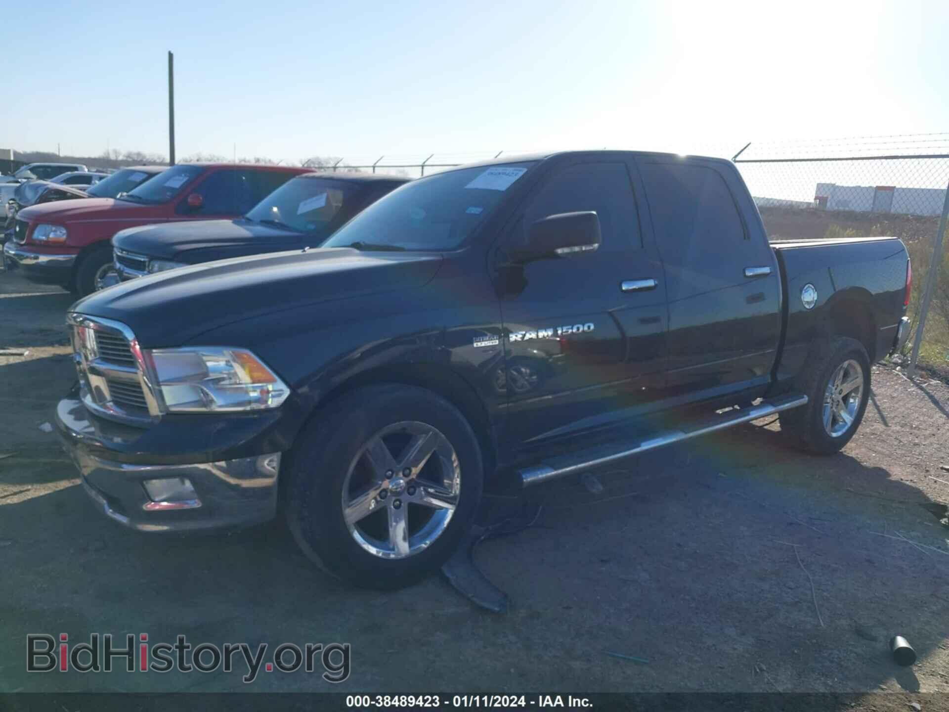 2011 RAM RAM 1500 - VIN: 1D7RB1CT1BS663765 - Photo 2