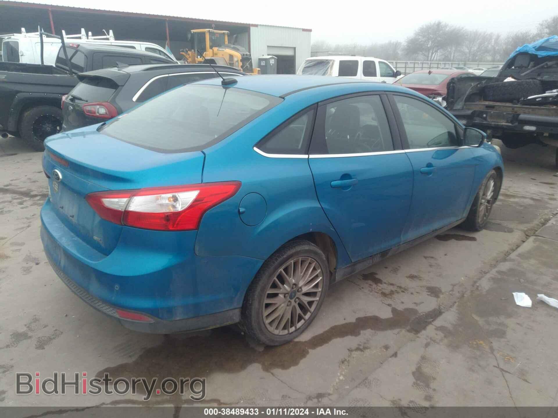2012 FORD FOCUS - VIN: 1FAHP3H28CL352127 - Photo 4