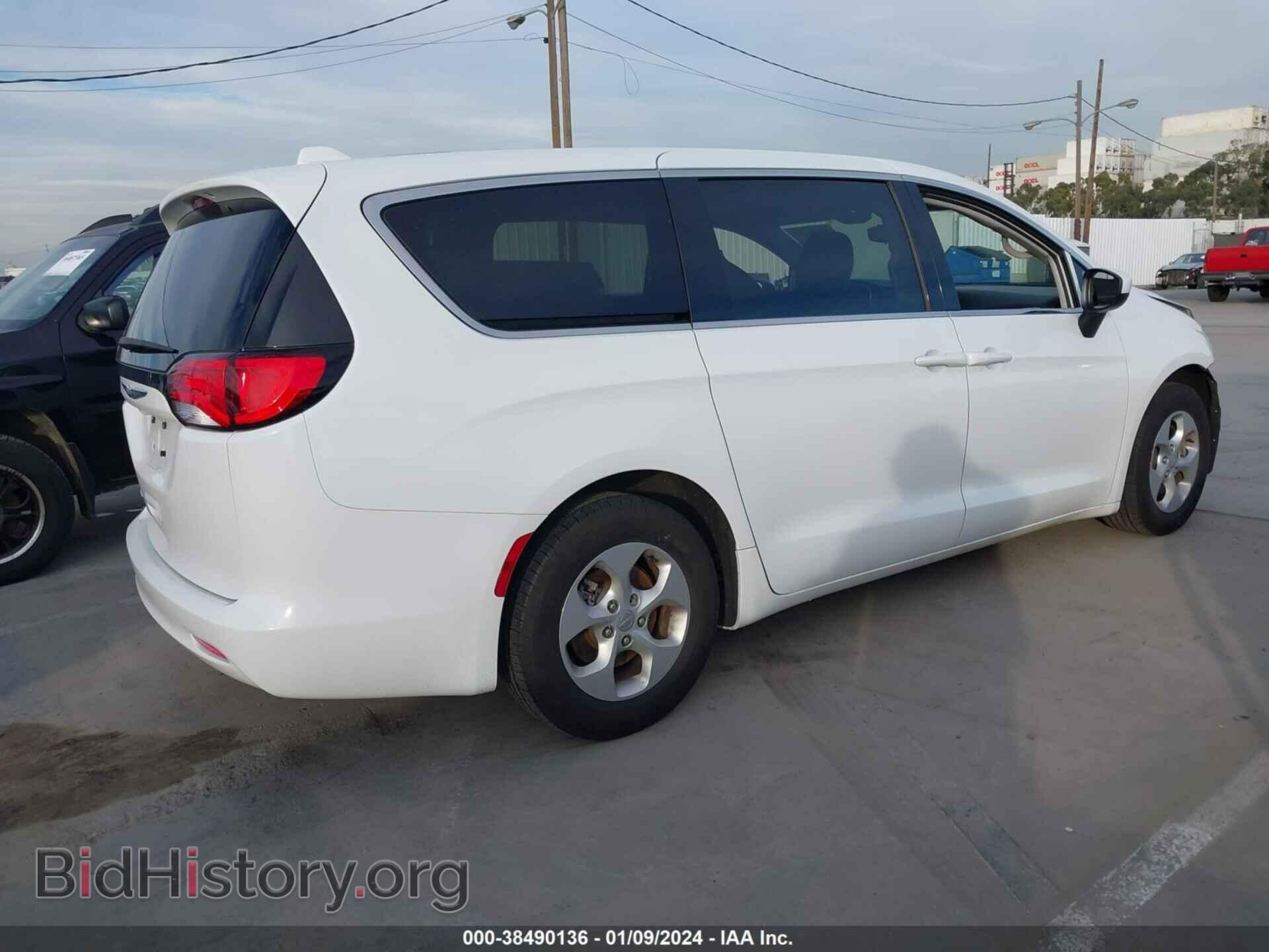 2017 CHRYSLER PACIFICA - VIN: 2C4RC1CG7HR505726 - Фото 4