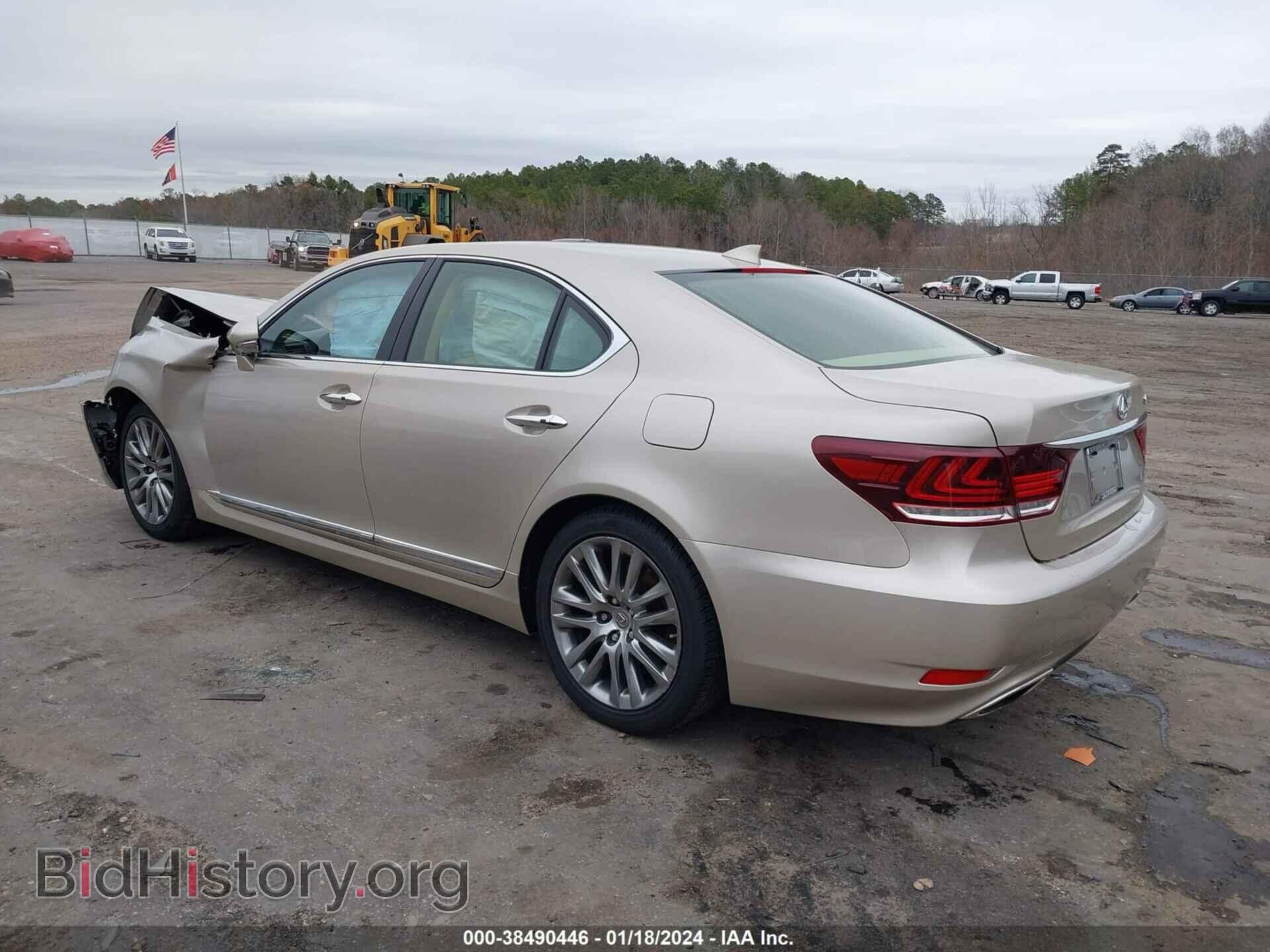 2014 LEXUS LS 460 - VIN: JTHBL5EF3E5132415 - Photo 3
