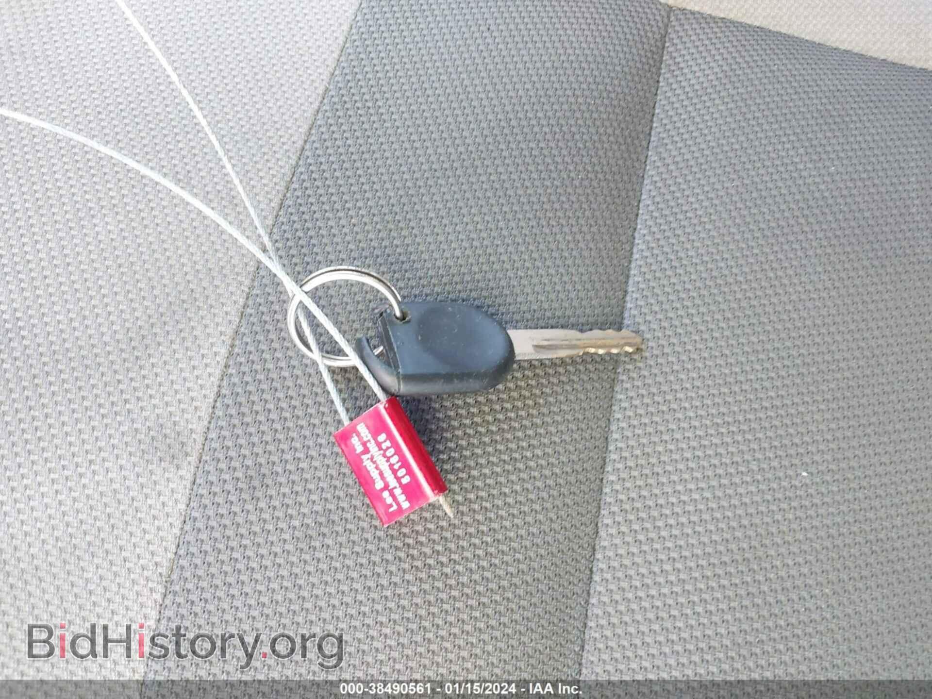 2008 FORD ESCAPE - VIN: 1FMCU93128KC99495 - Фото 11