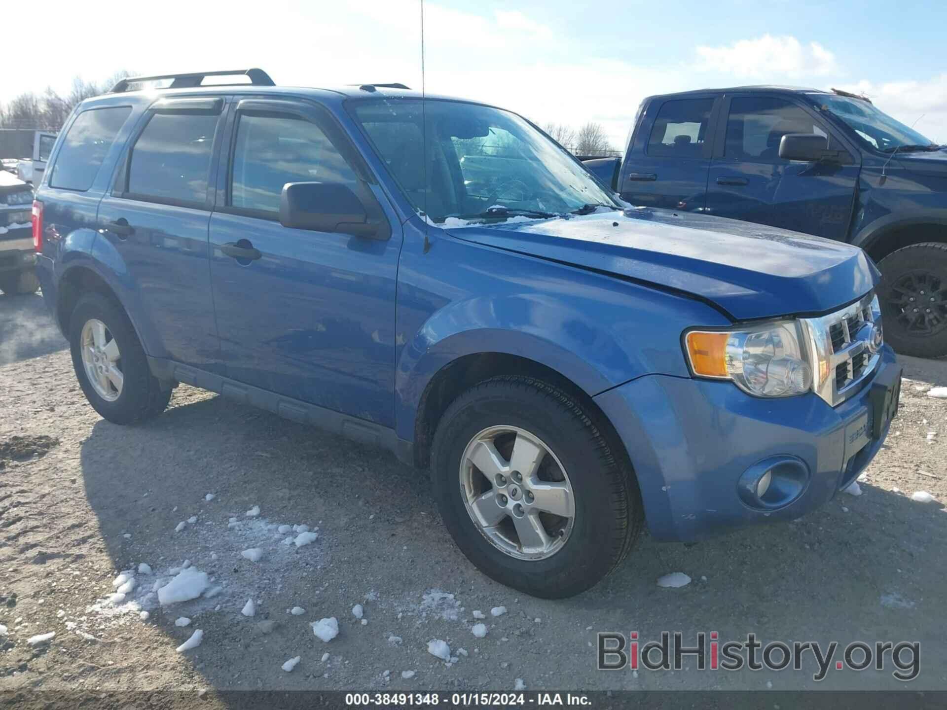 Photo 1FMCU9DG1AKD28008 - FORD ESCAPE 2010