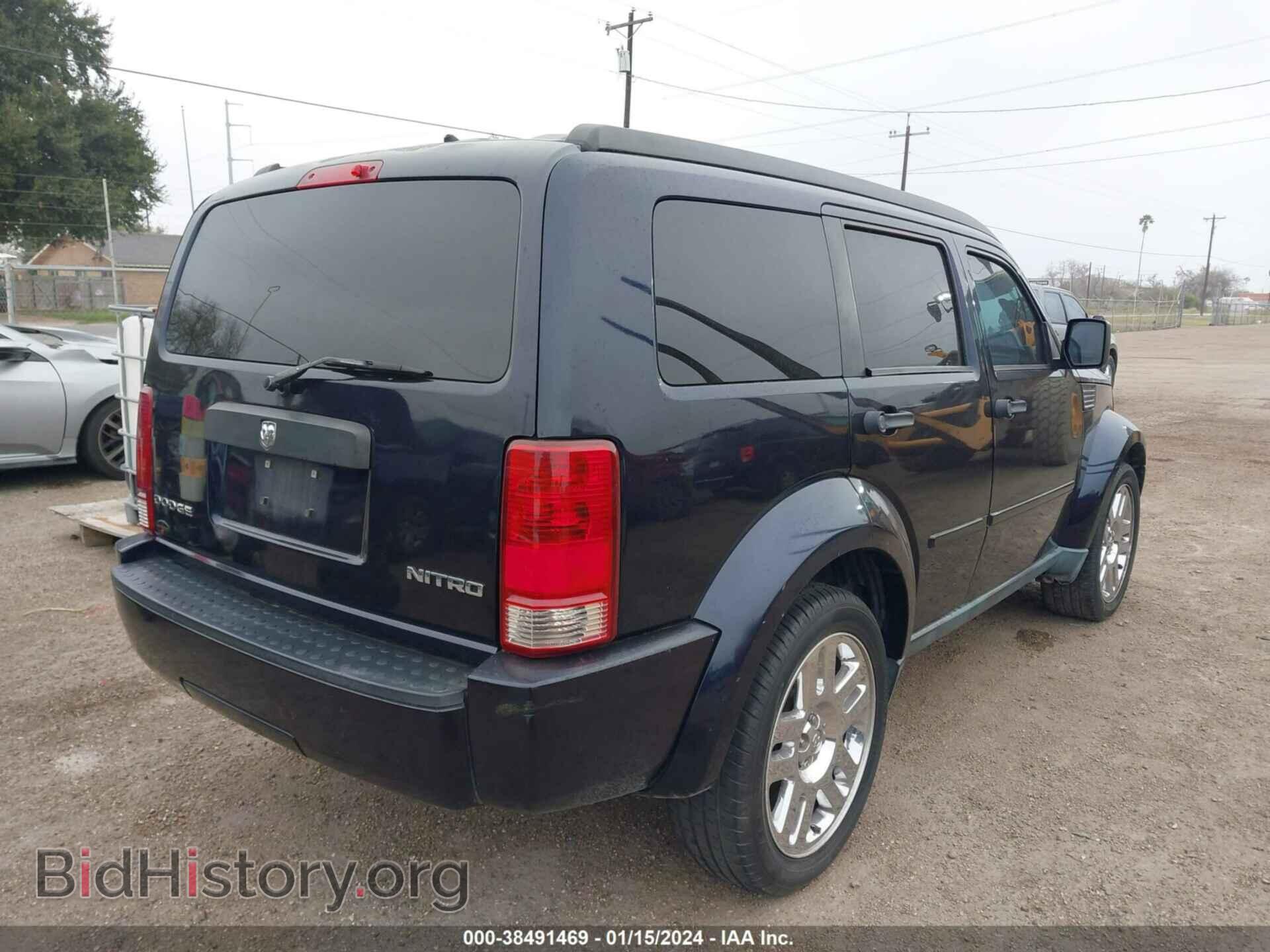 2011 DODGE NITRO - VIN: 1D4PT4GK7BW543806 - Photo 4