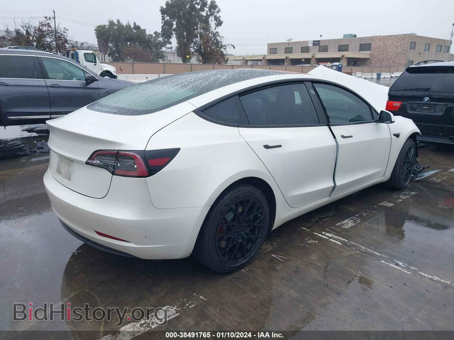 2018 TESLA MODEL 3 - VIN: 5YJ3E1EA4JF098734 - Фото 4