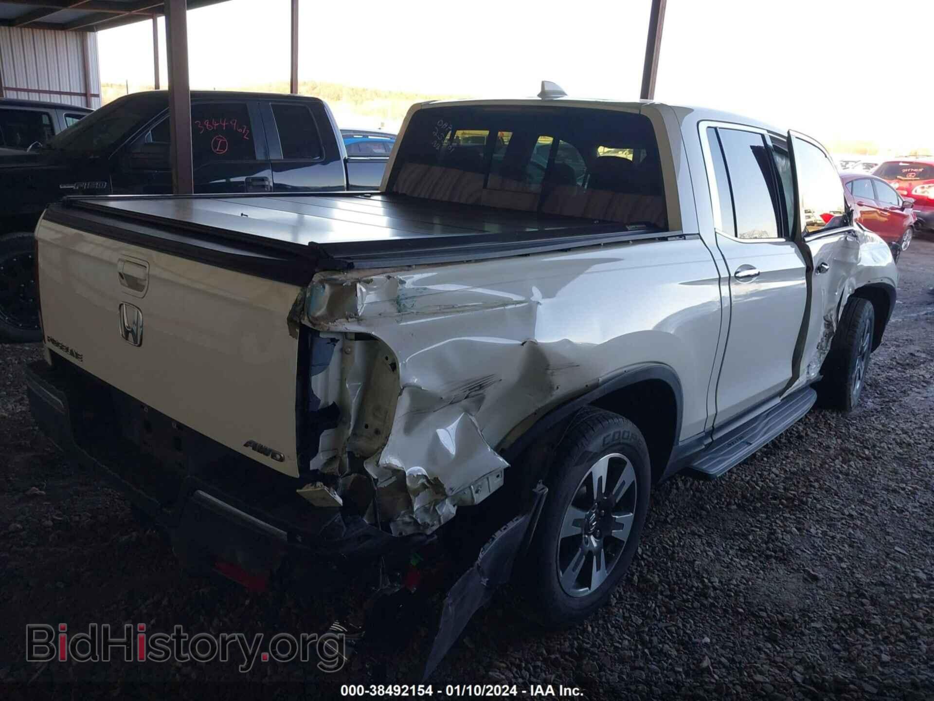 2017 HONDA RIDGELINE - VIN: 5FPYK3F76HB021572 - Фото 4