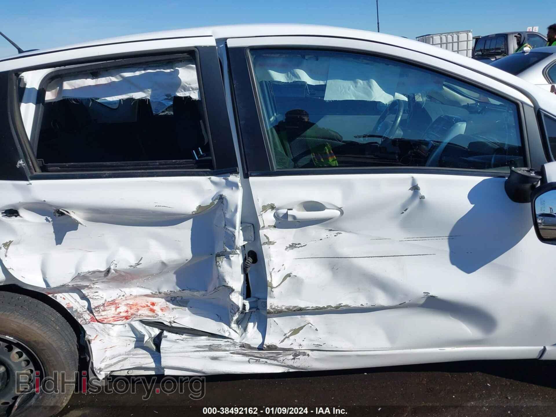 2016 NISSAN VERSA NOTE - VIN: 3N1CE2CP8GL362855 - Фото 13