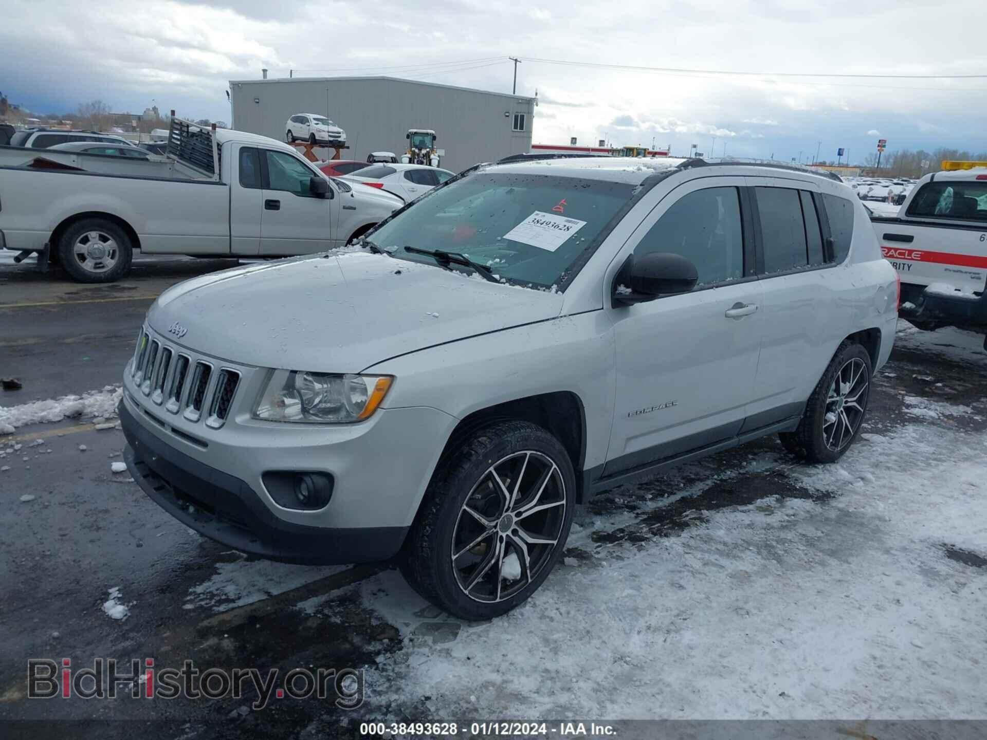 2012 JEEP COMPASS - VIN: 1C4NJCEB4CD610608 - Photo 2