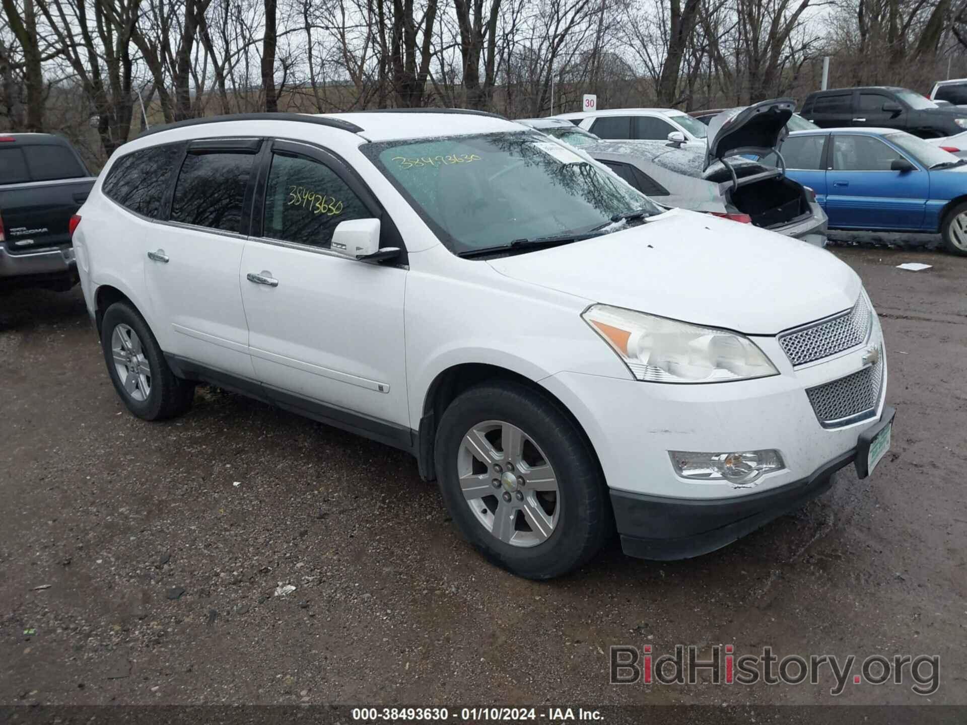 Photo 1GNLVFED4AS109880 - CHEVROLET TRAVERSE 2010