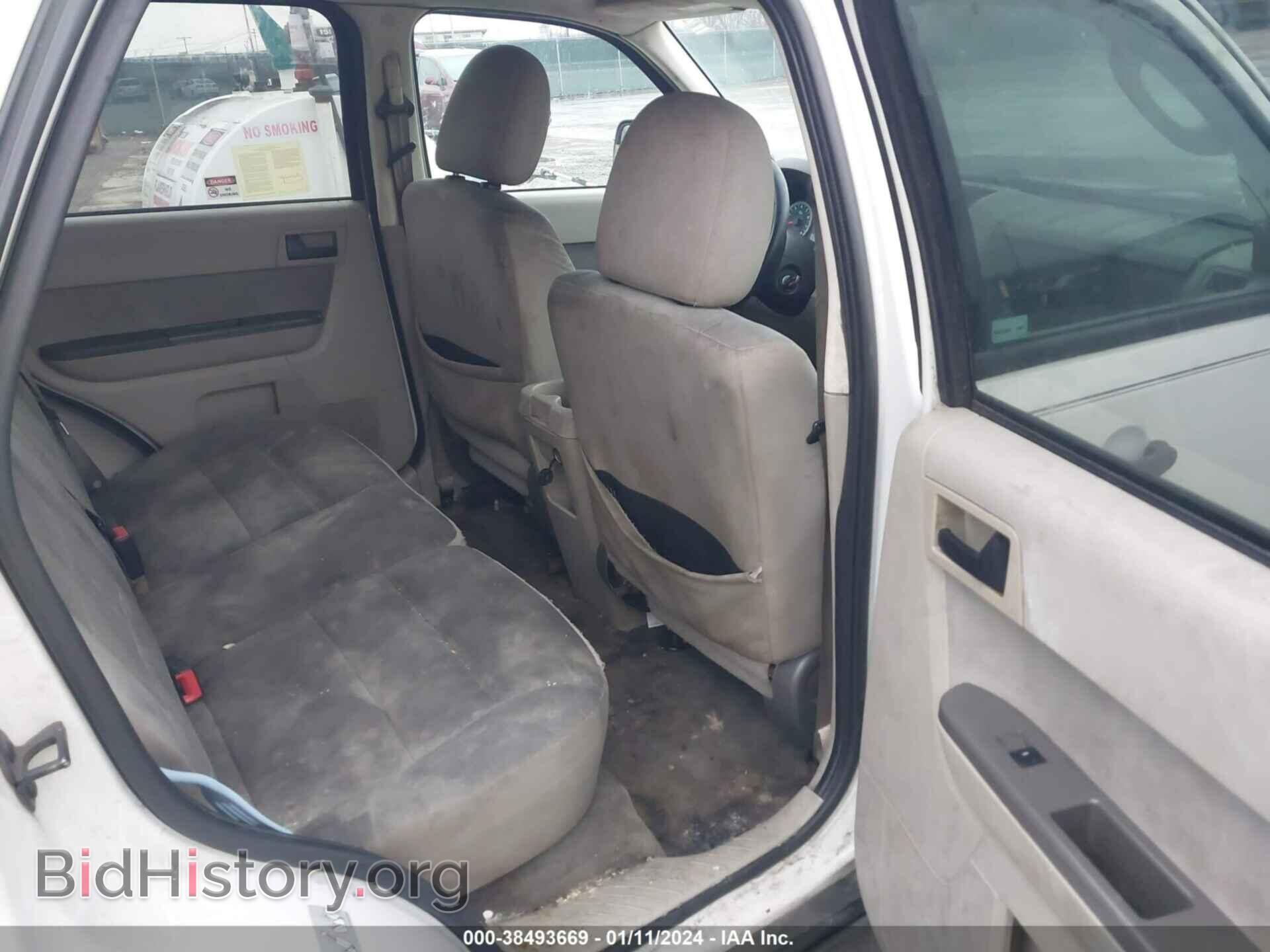 2010 FORD ESCAPE - VIN: 1FMCU0D76AKC67654 - Фото 8