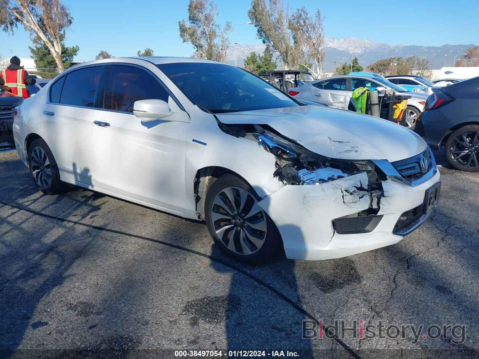 Photo 1HGCR6F77FA009602 - HONDA ACCORD HYBRID 2015