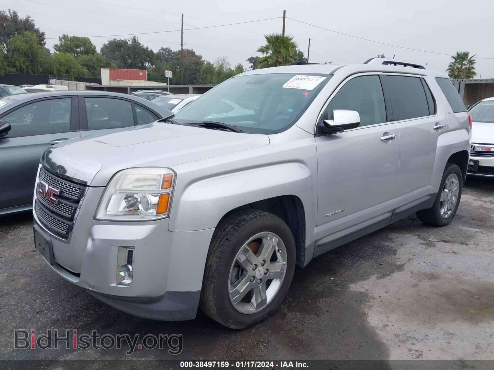2013 GMC TERRAIN - VIN: 2GKFLWE30D6323263 - Photo 2