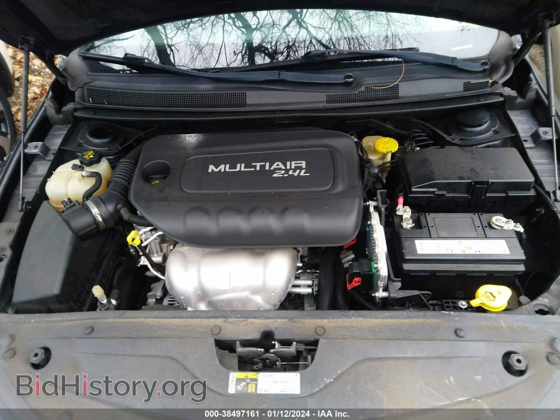2017 CHRYSLER 200 - VIN: 1C3CCCAB2HN507796 - Фото 10