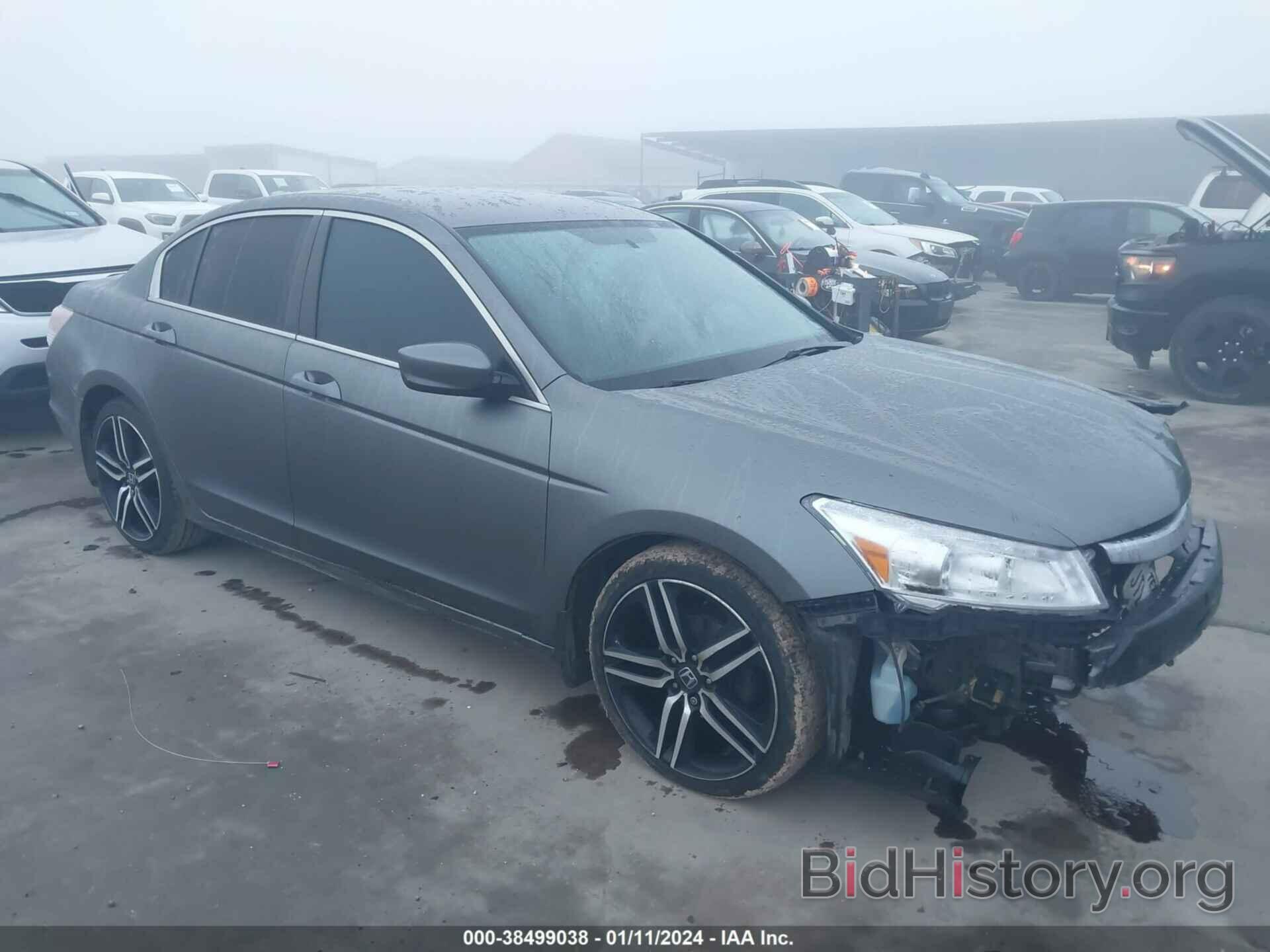 Photo 1HGCP2F37CA023068 - HONDA ACCORD 2012