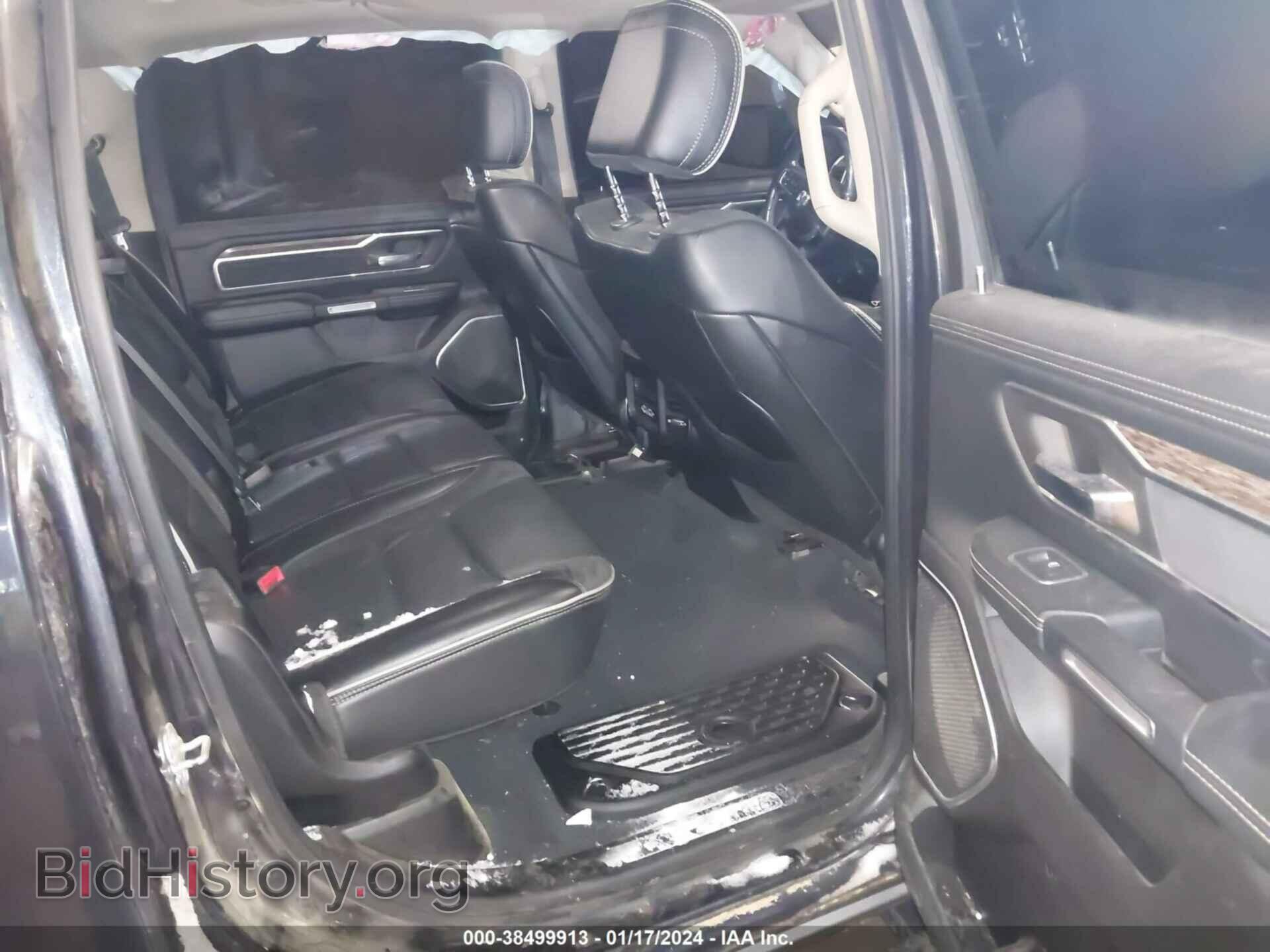 2019 RAM 1500 - VIN: 1C6SRFRT0KN718501 - Фото 8
